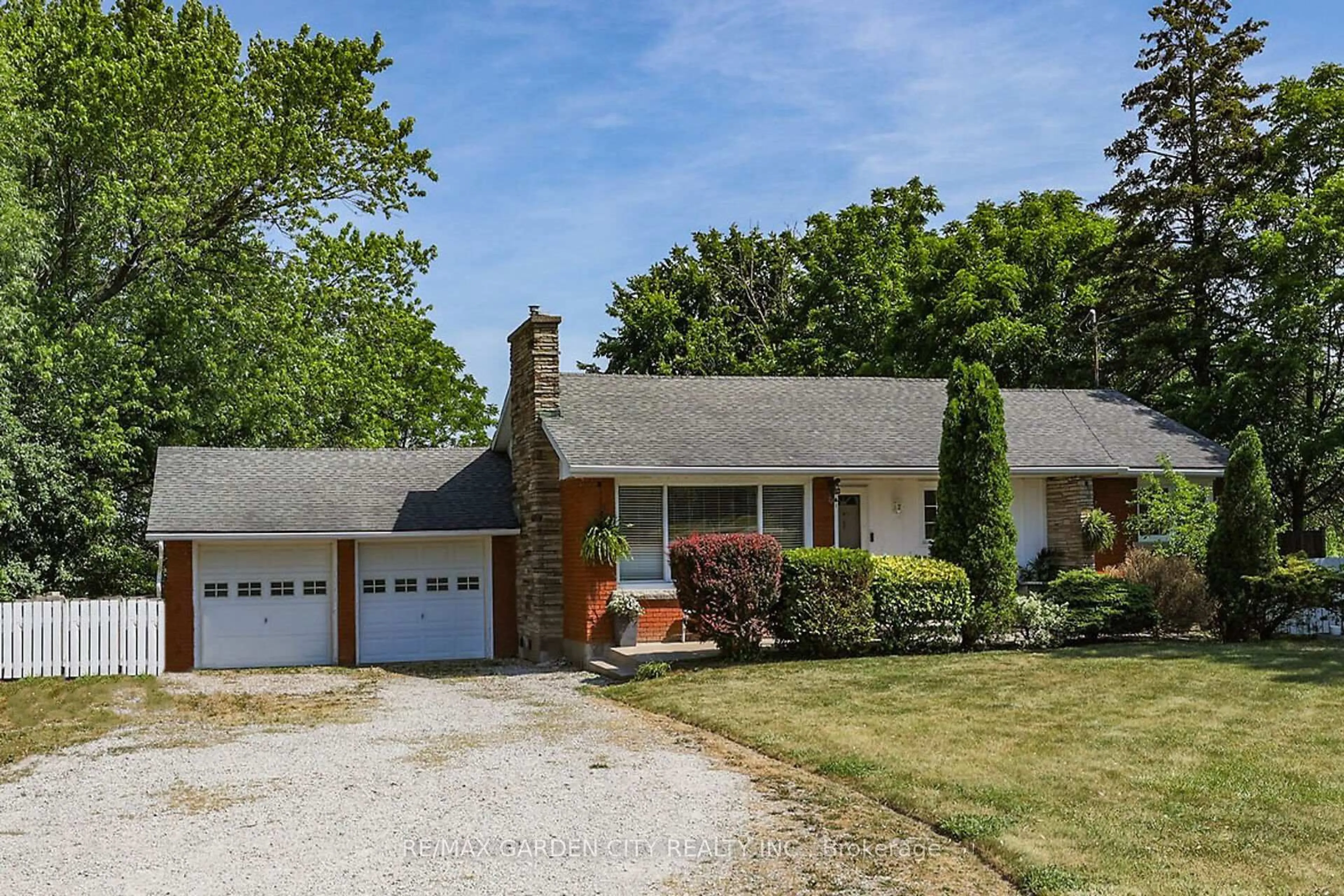 A pic from outside/outdoor area/front of a property/back of a property/a pic from drone, street for 73222 Reg Rd 27 Rd, Wainfleet Ontario L0R 2J0