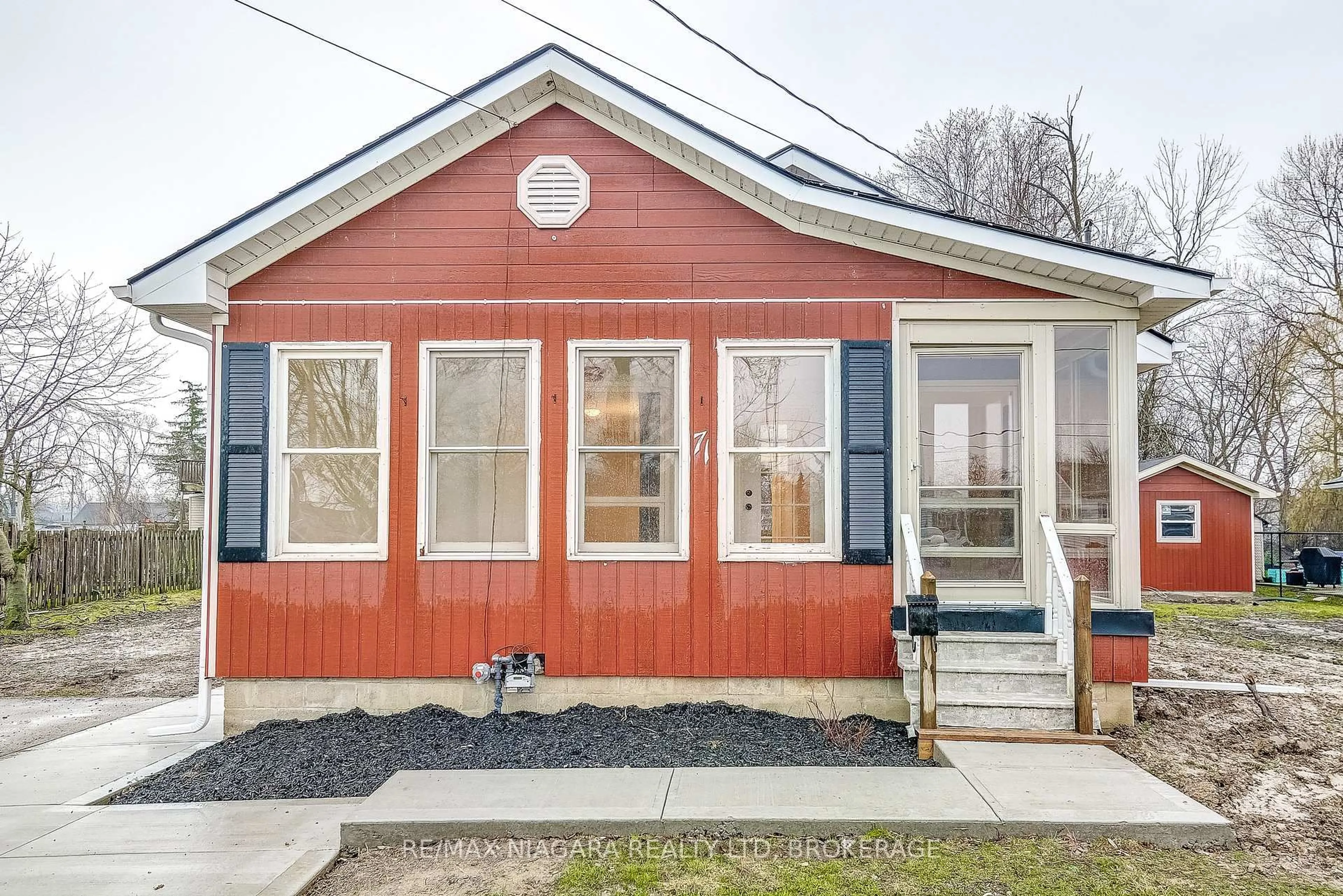 Unknown for 71 Joseph St, Fort Erie Ontario L2A 5J6