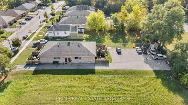 231 Greenwood Ave, London South 4