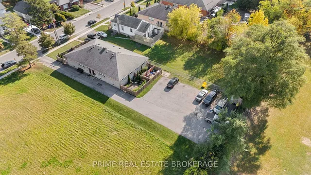 231 Greenwood Ave, London South 5