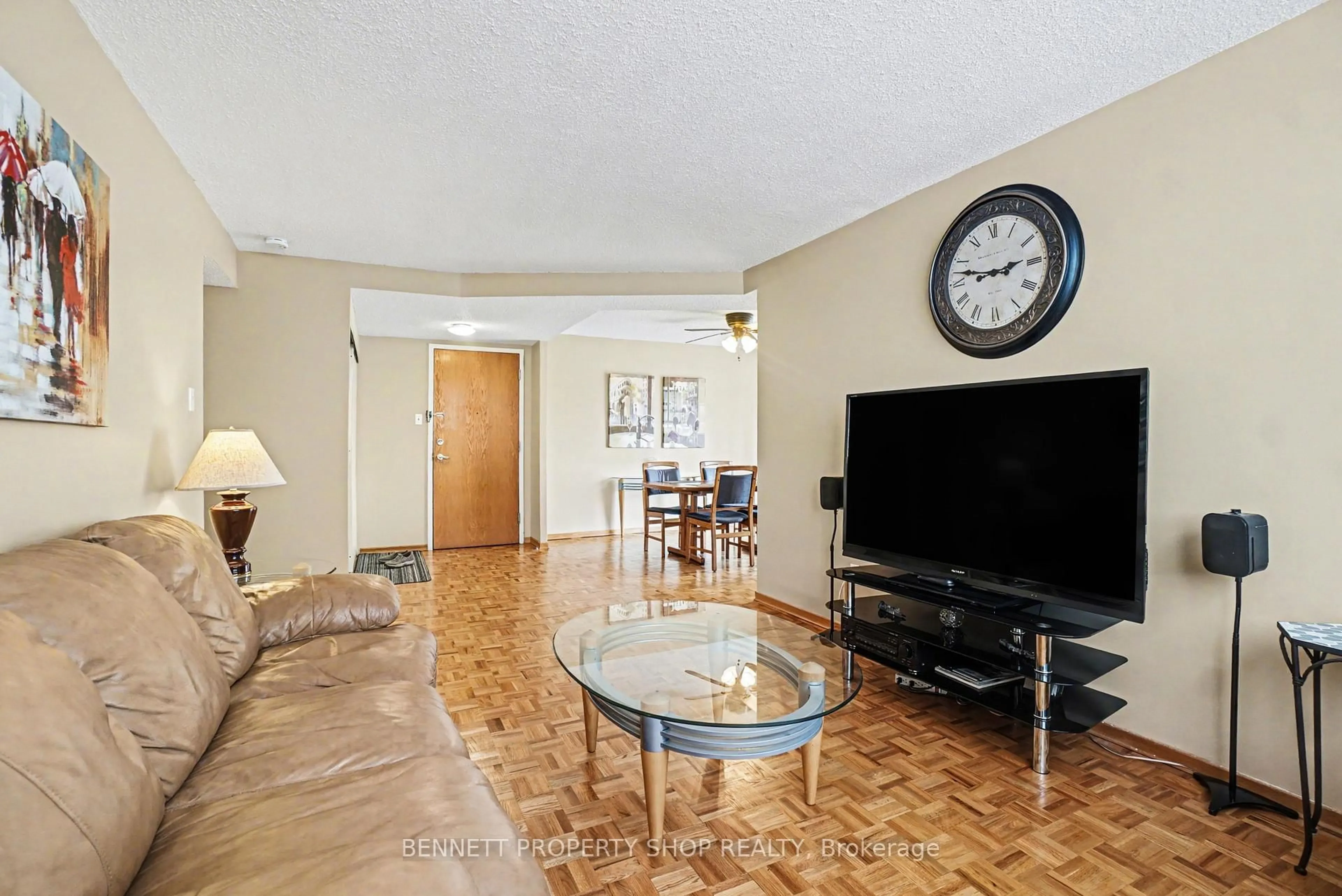 Unknown for 2760 Carousel Cres #610, Ottawa Ontario K1T 2N4