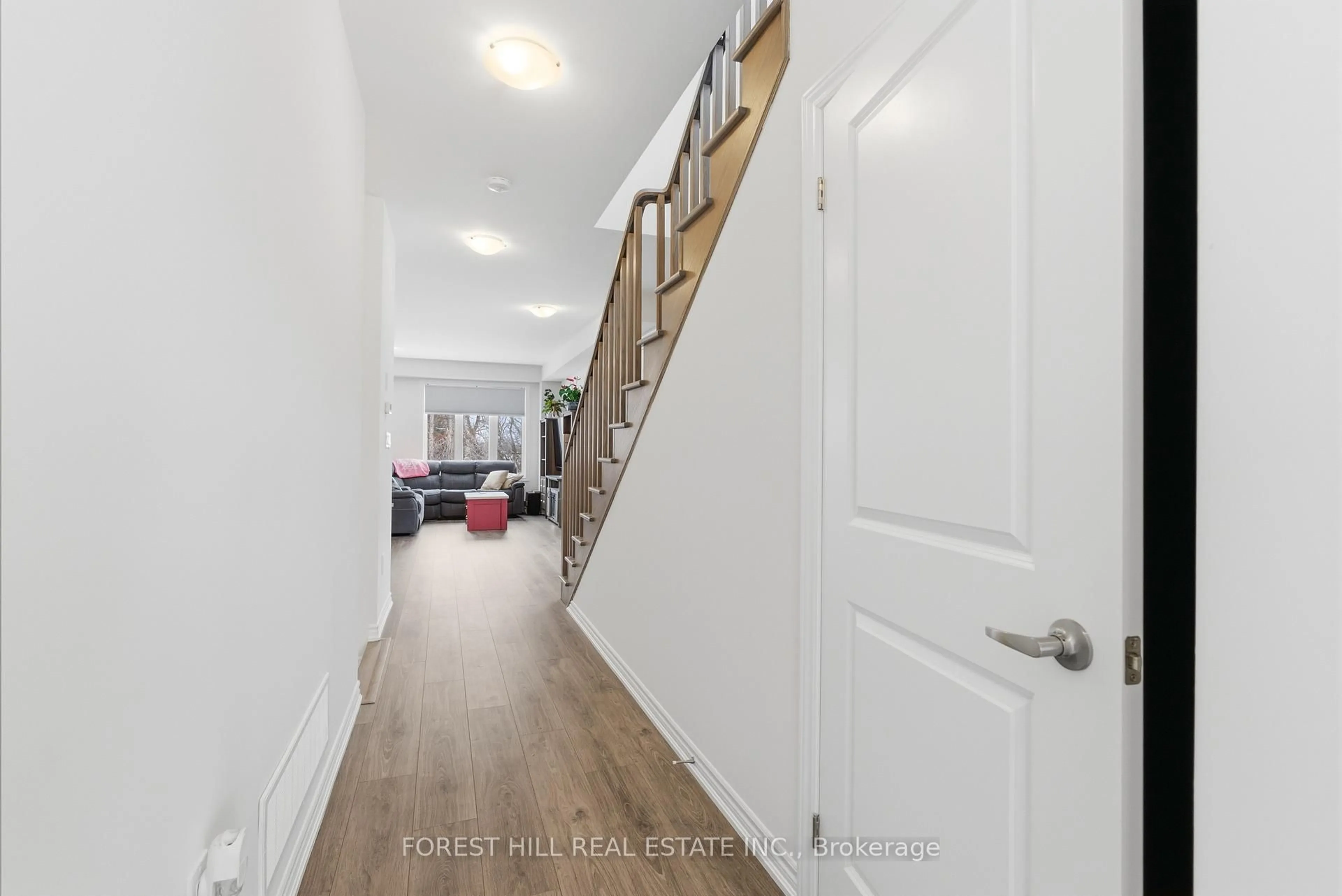 Indoor entryway for 57 Hickey Lane, Kawartha Lakes Ontario K9V 5V5