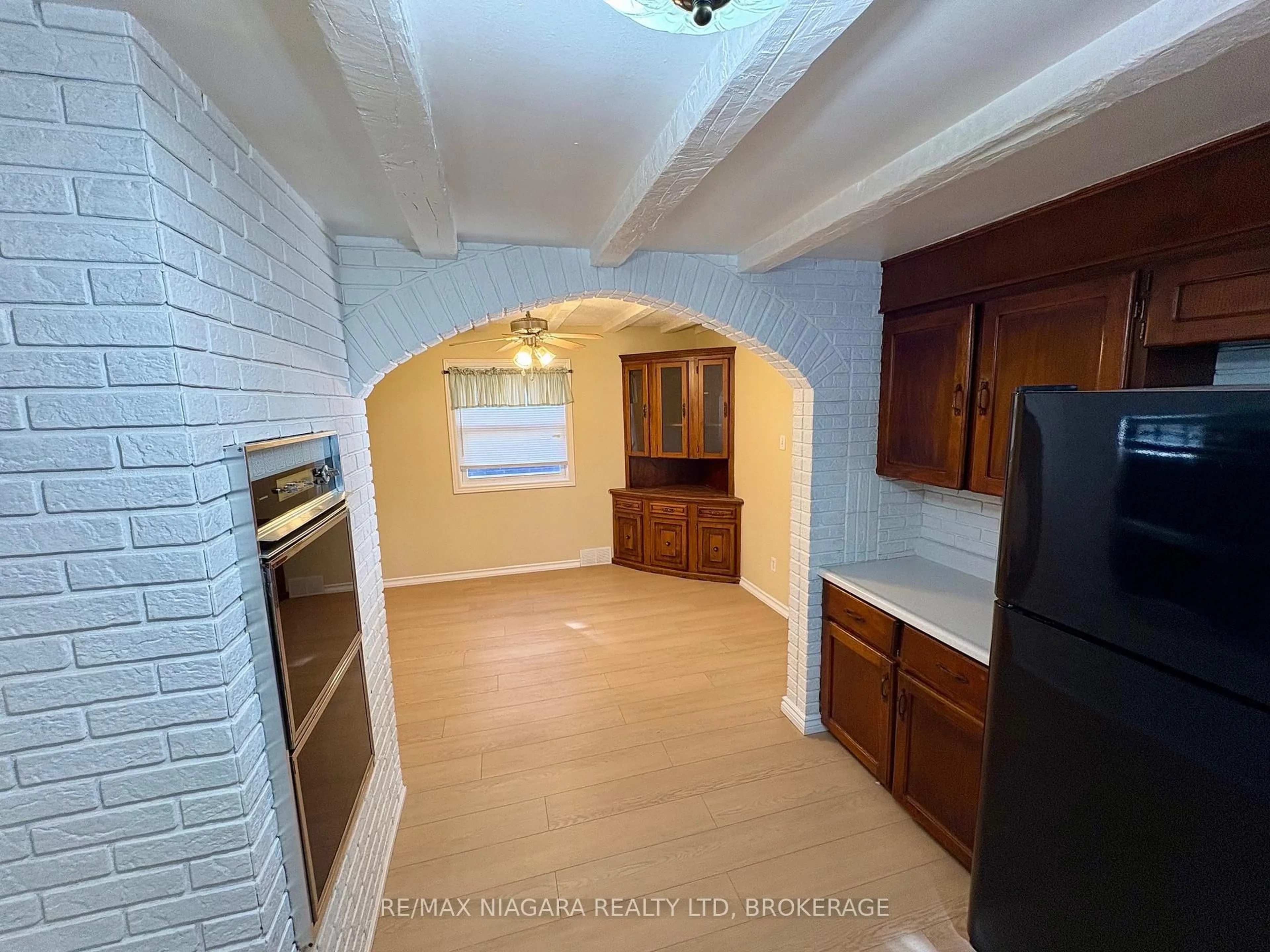 Unknown for 5371 Huron St, Niagara Falls Ontario L2E 2K5