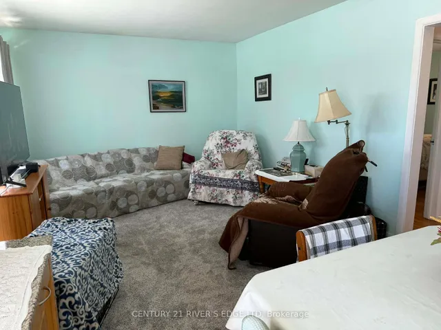 68 Aldershot Ave, Brockville 5