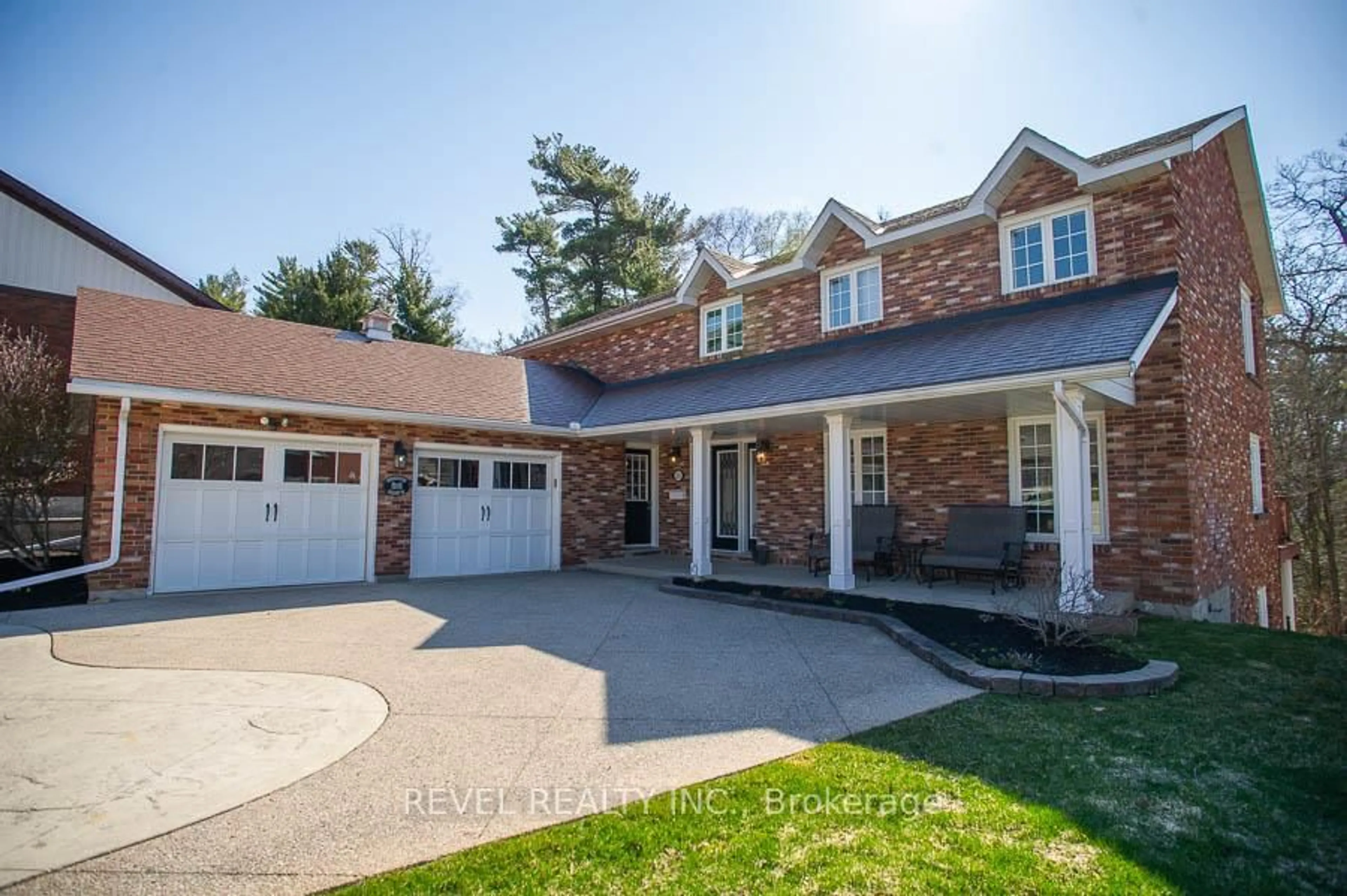 Home with brick exterior material, street for 23 Scarfe Gdns, Brantford Ontario N3T 6B2