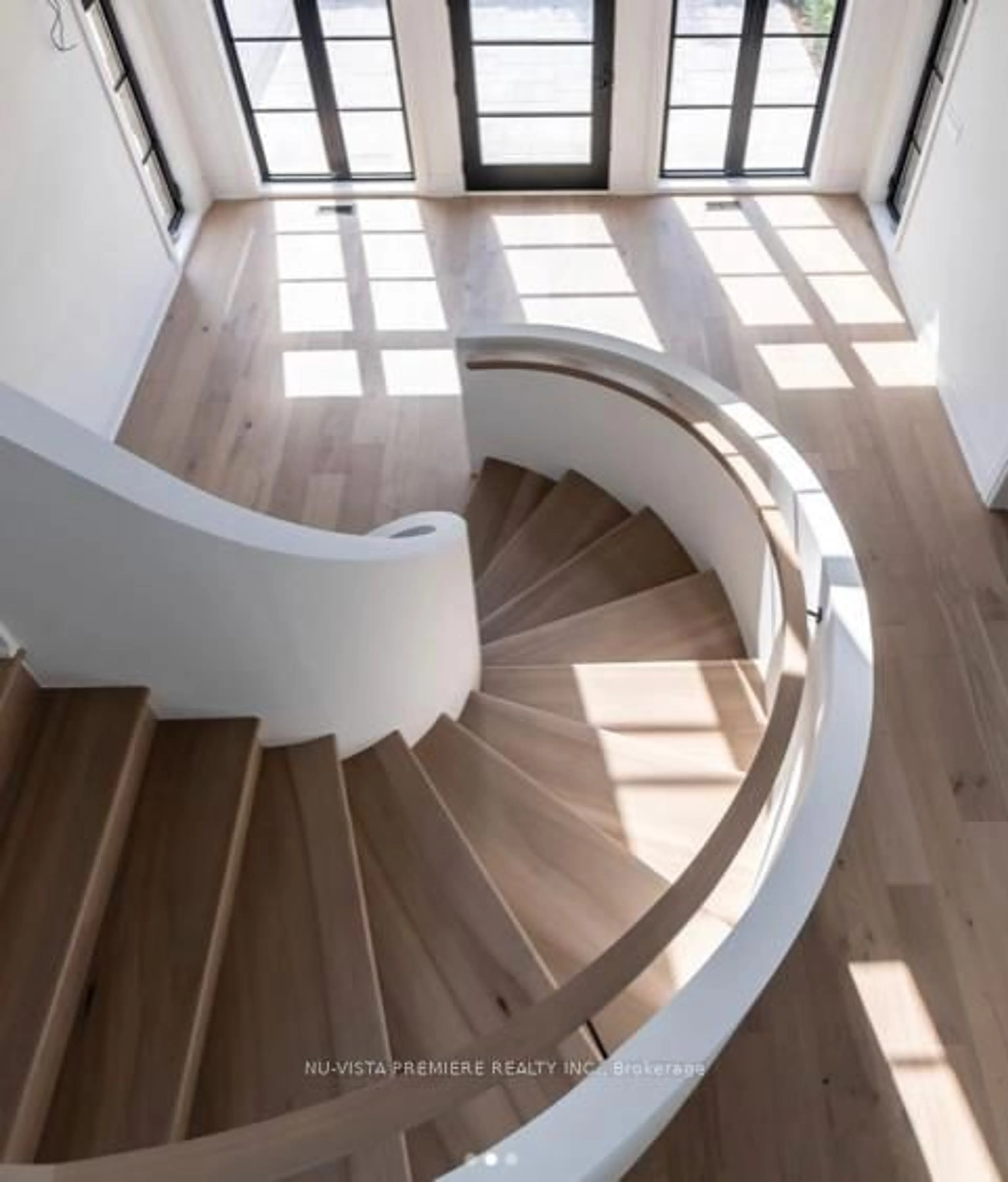 Stairs for 7501 Silvercreek Cres, London South Ontario N6P 0A1