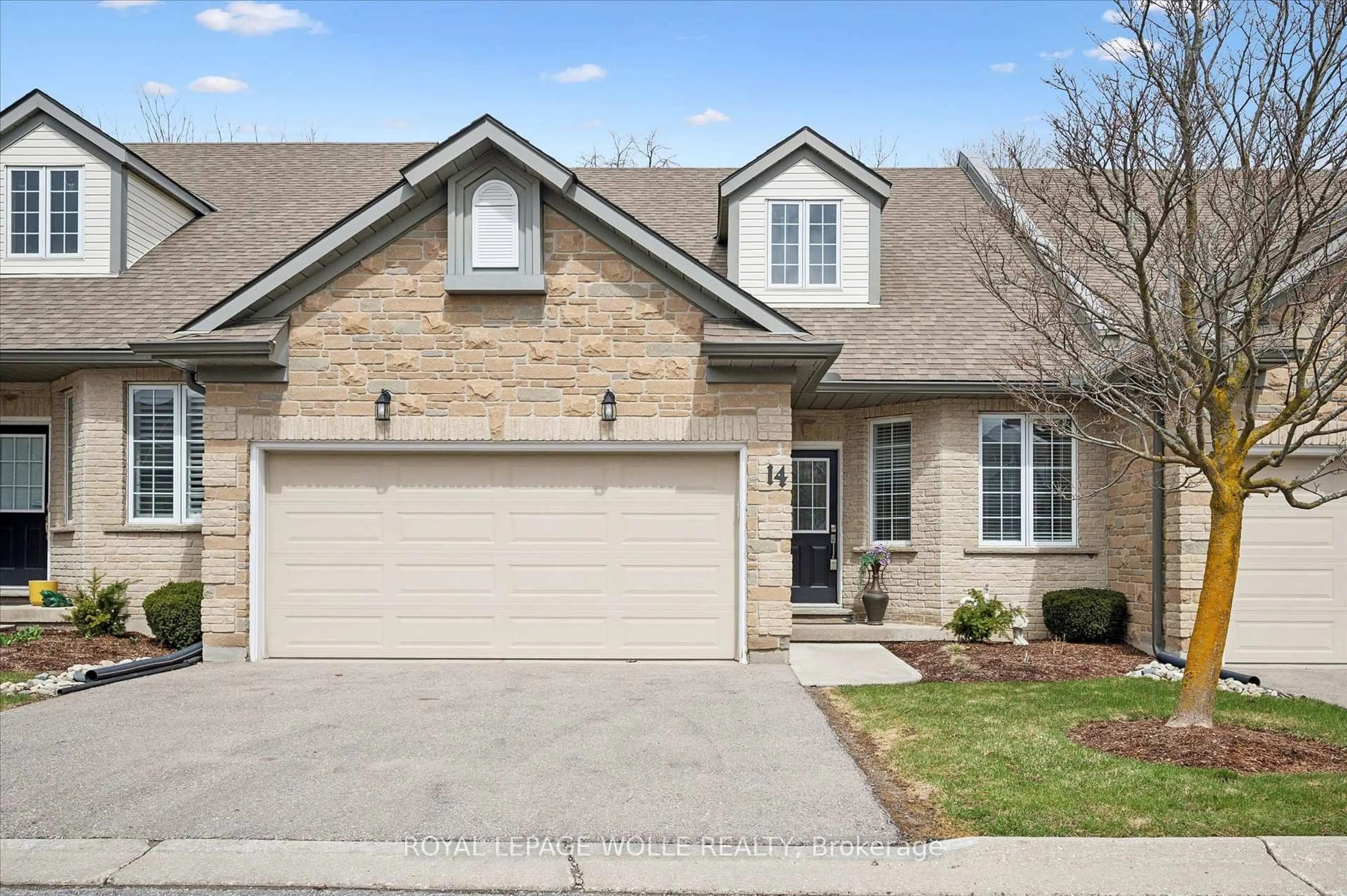 Home with brick exterior material, street for 180 Old Abbey Rd #14, Waterloo Ontario N2K 4B2