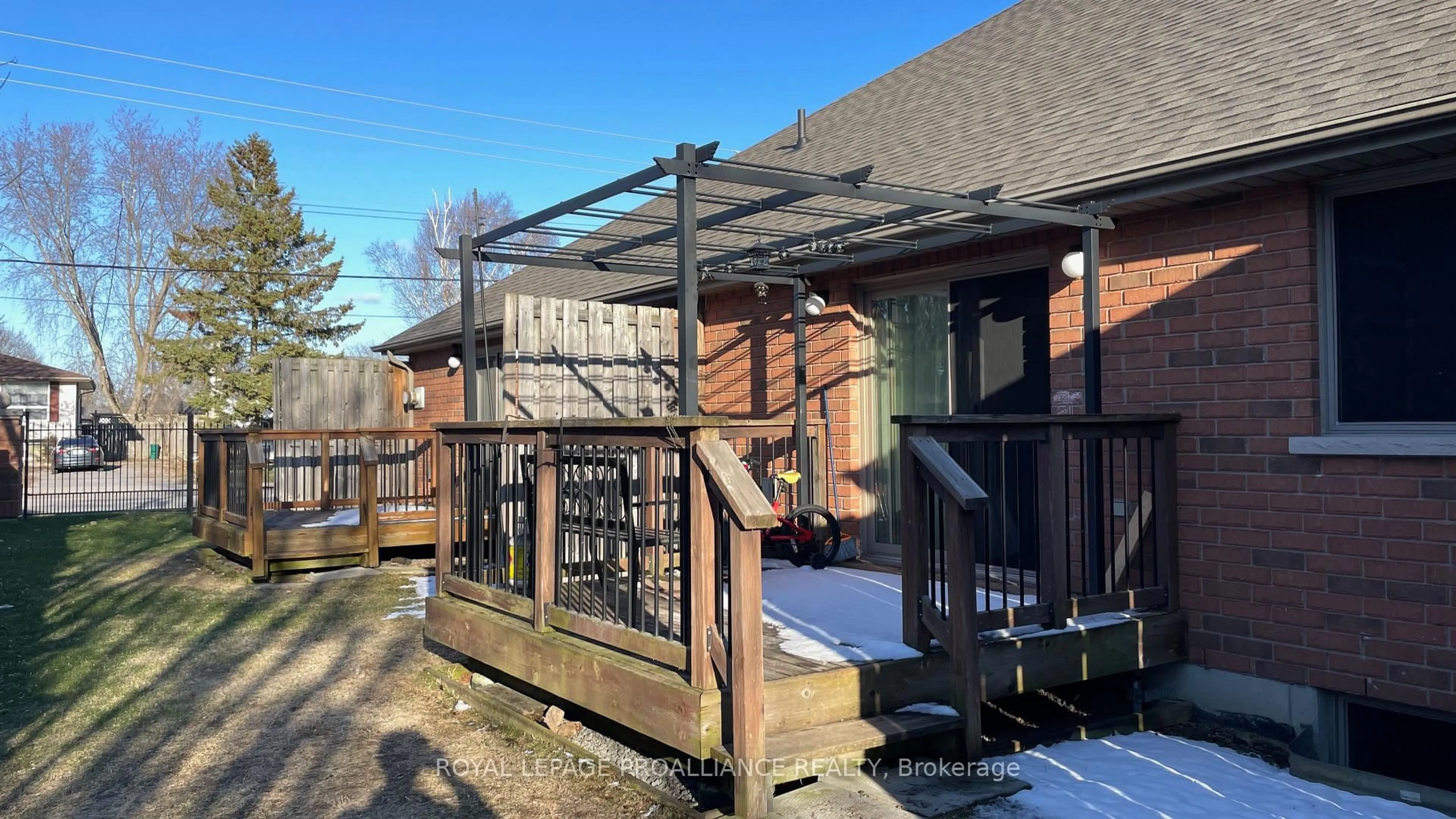 Patio, street for 194 Haig Rd #4, Belleville Ontario K8N 0A8
