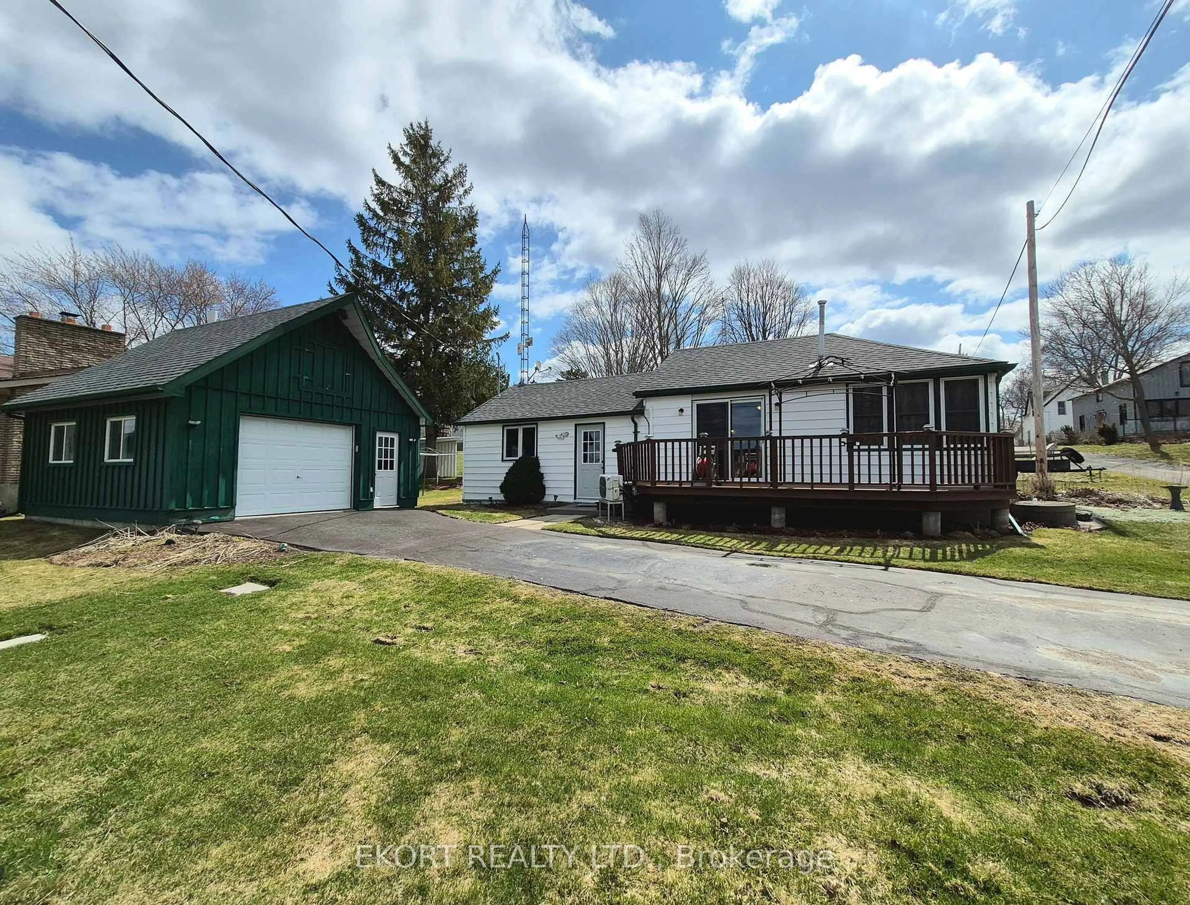 A pic from outside/outdoor area/front of a property/back of a property/a pic from drone, street for 40 Demille St, Prince Edward County Ontario K0K 1W0