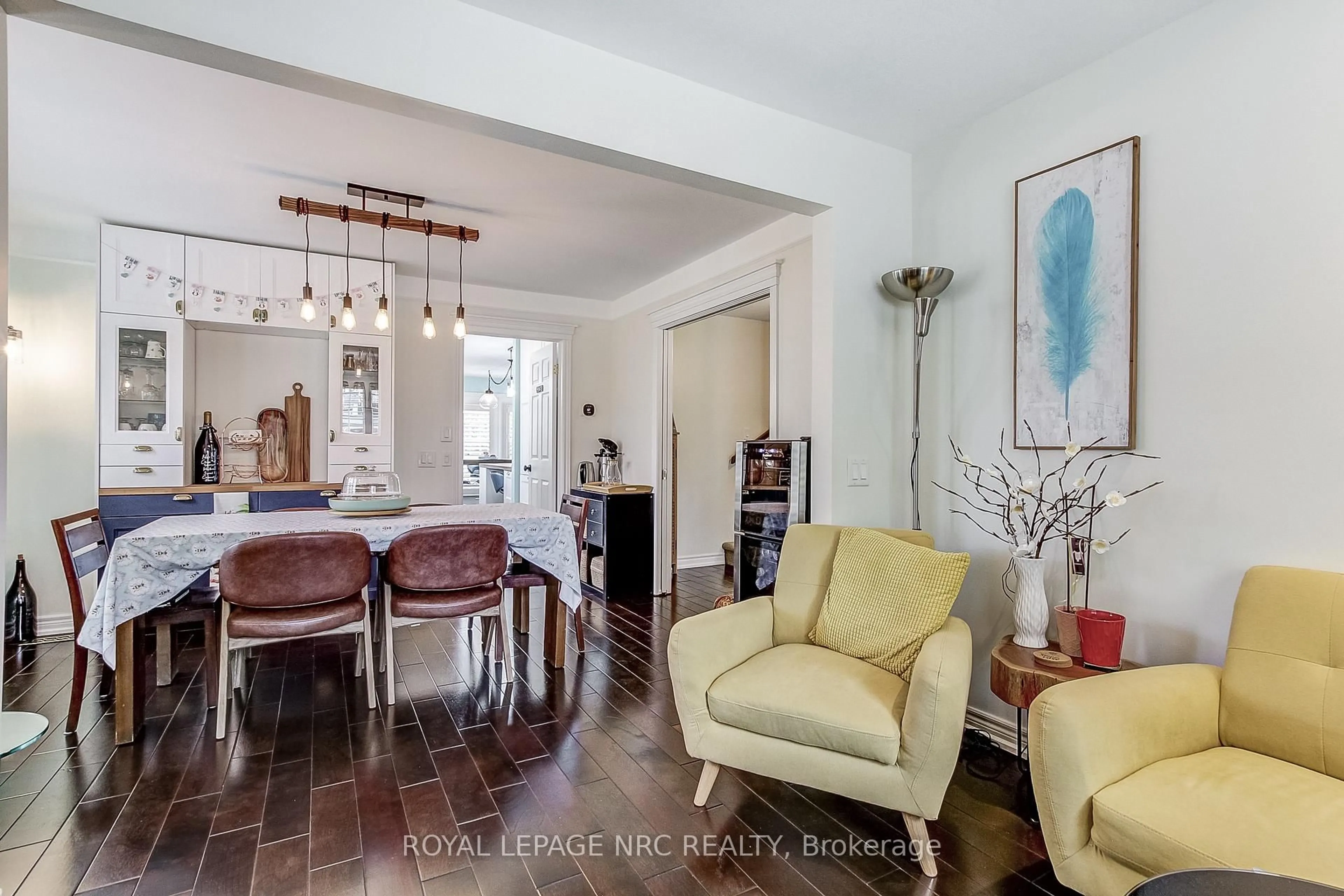 Dining room, unknown for 330 Gate St, Niagara-on-the-Lake Ontario L0S 1J0