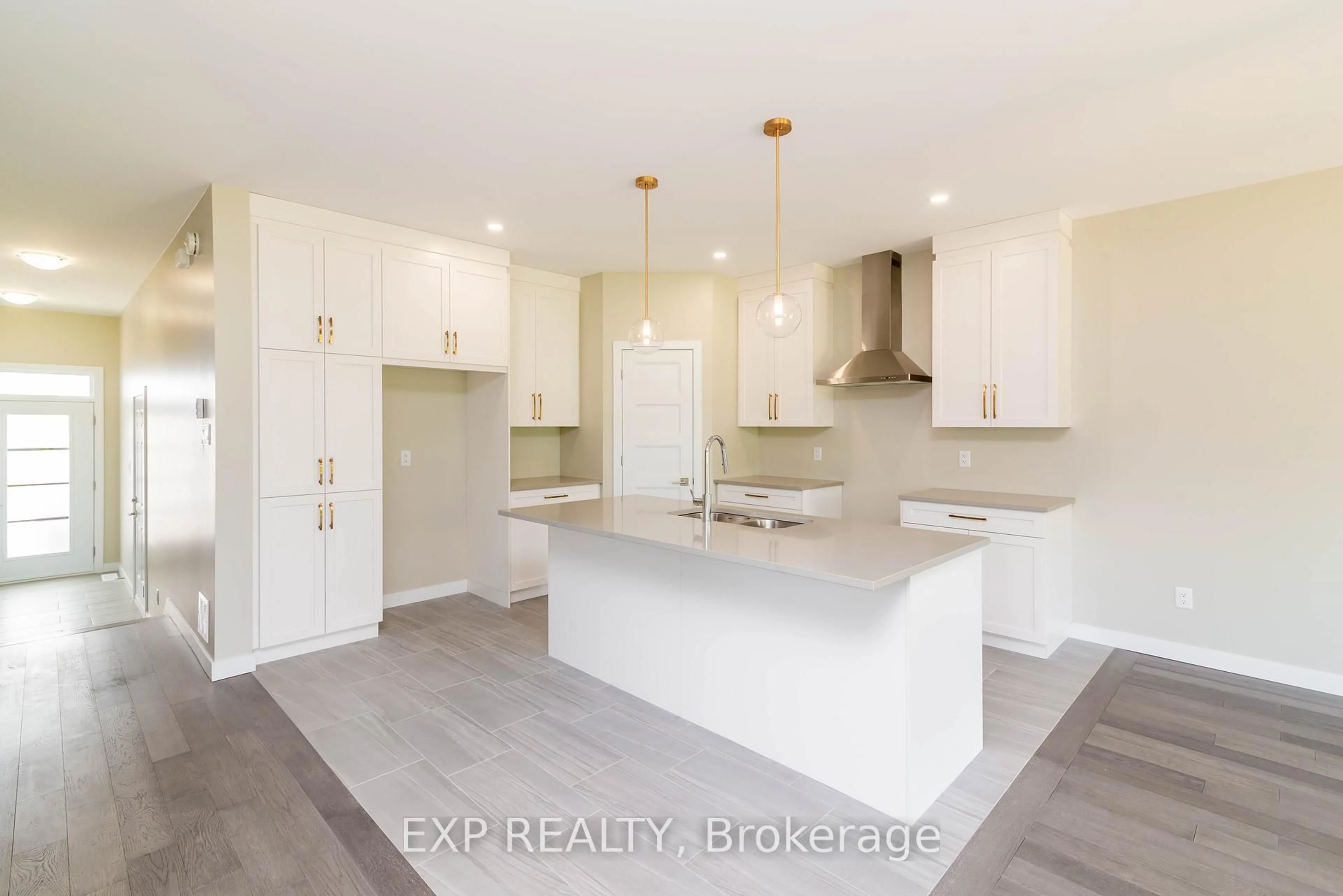 Open concept kitchen, ceramic/tile floor for 138 Elizabeth St, North Dundas Ontario K0A 2M0