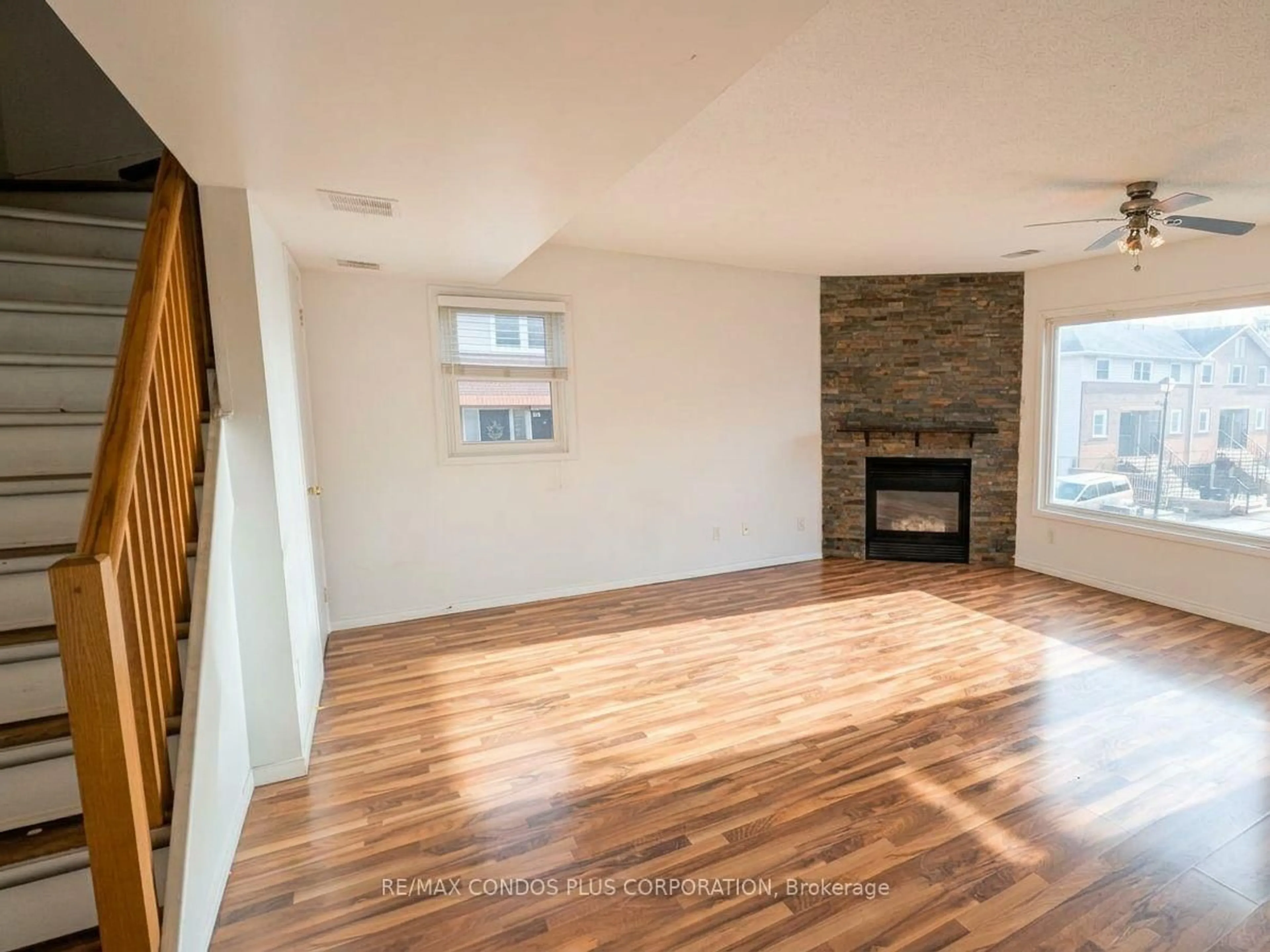 A pic of a room for 461 Beechwood Pl #51, Waterloo Ontario N2T 2N8