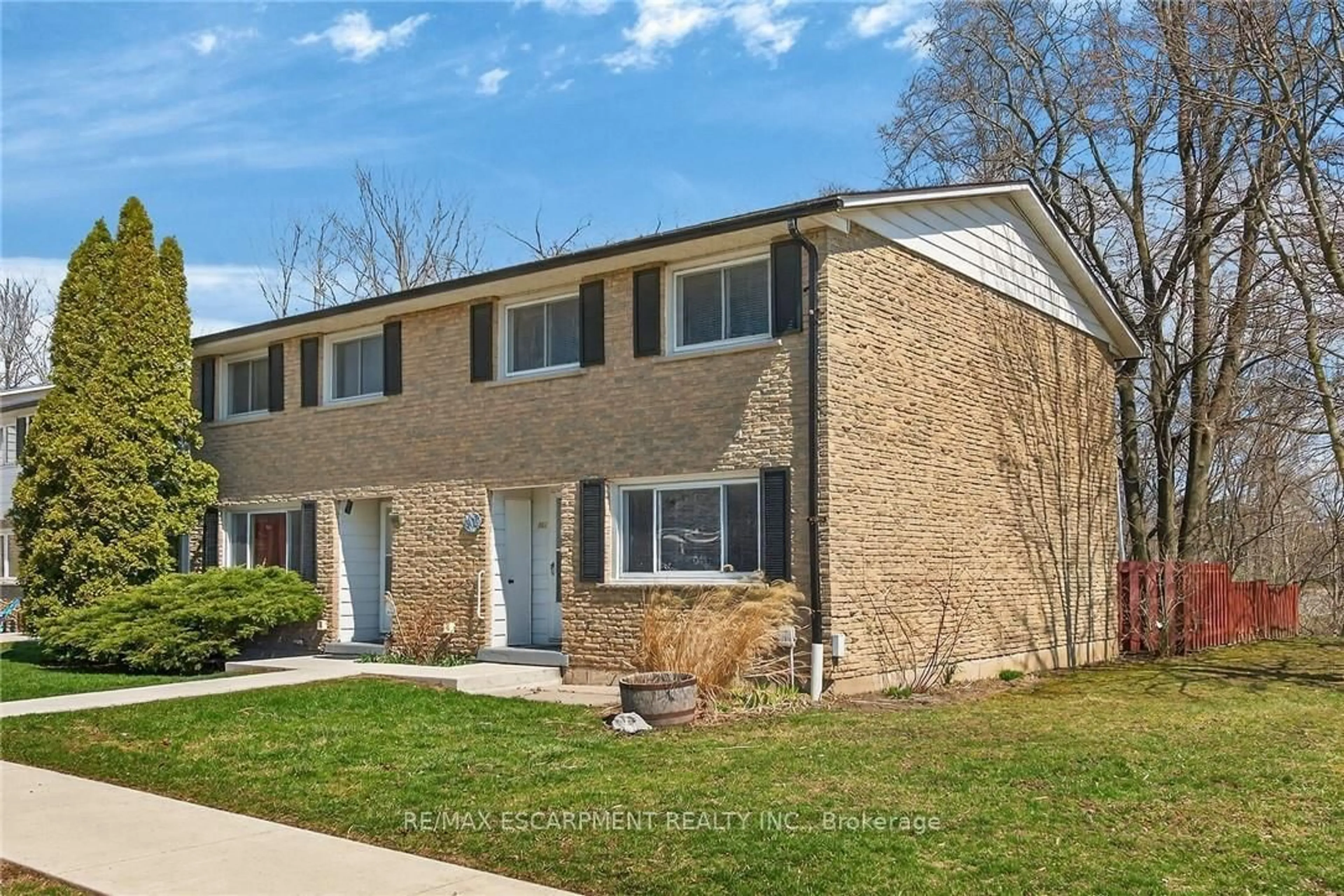 Home with brick exterior material, street for 102 Richardson Dr #29, Norfolk Ontario N0A 1N4