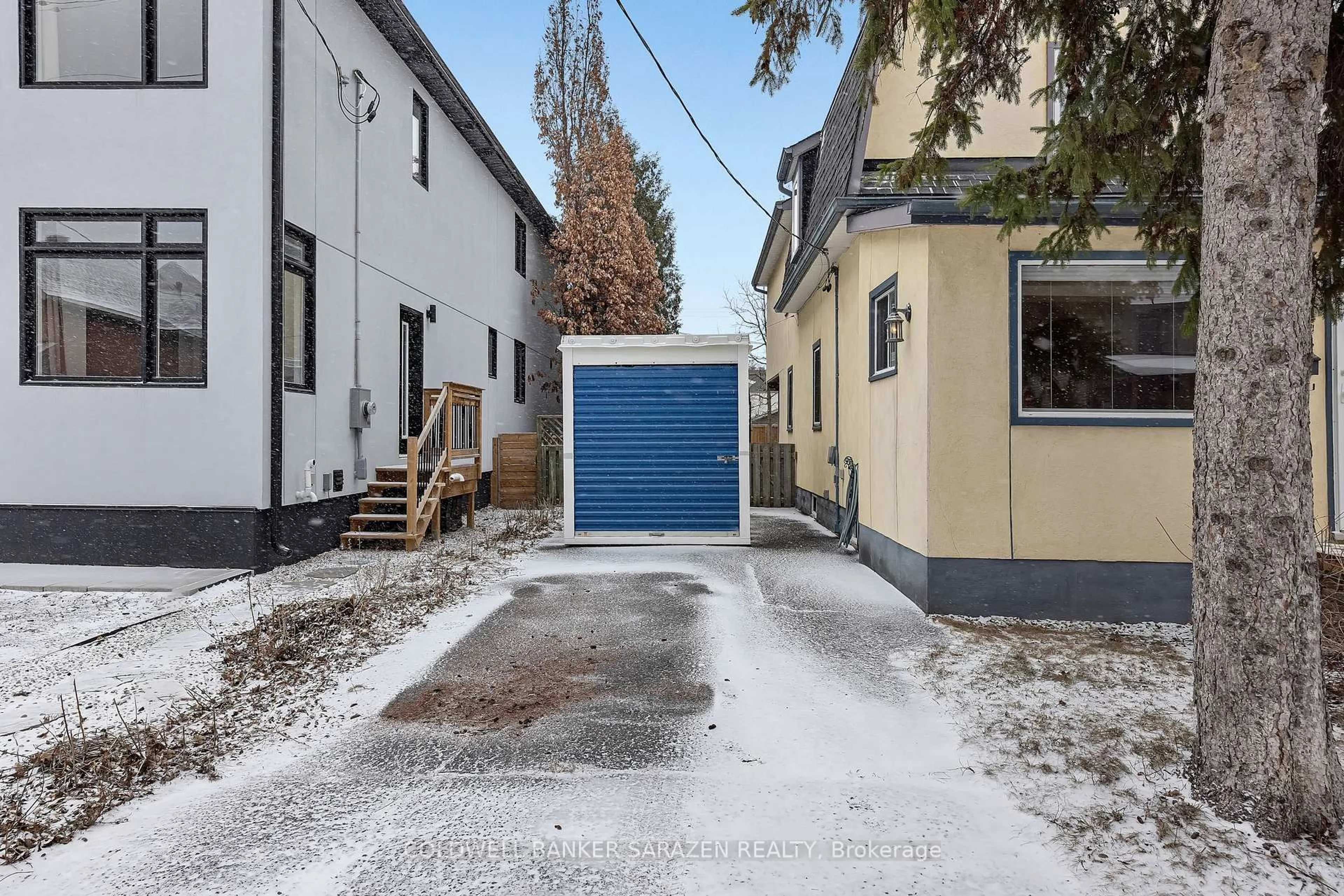 Patio, street for 280 Spencer St, Ottawa Ontario K1Y 2R2