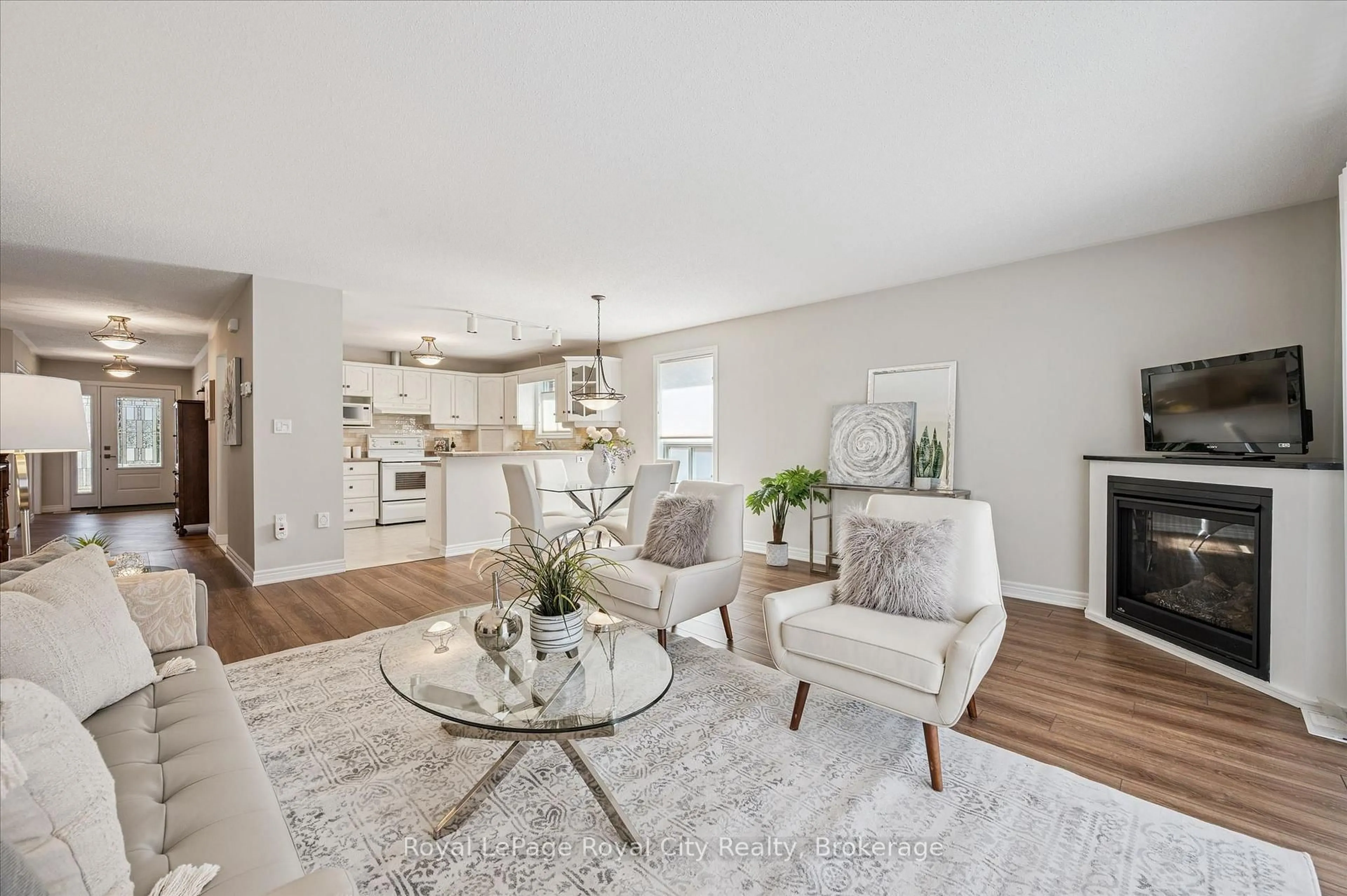 Living room with furniture, unknown for 68 Basswood Dr, Guelph Ontario N1G 4X7