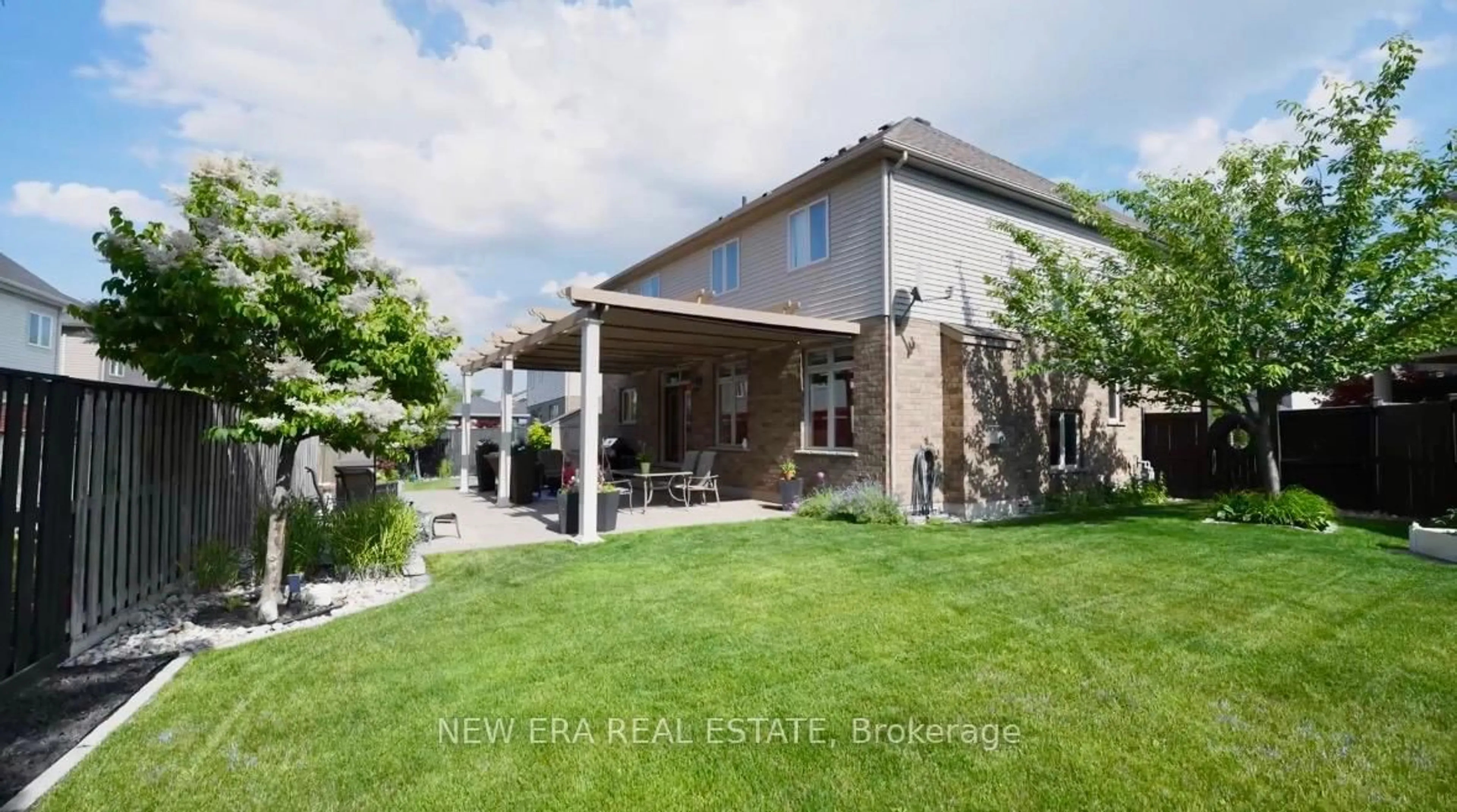 Unknown for 13 Alex Grant Pl, St. Catharines Ontario L2P 0A2