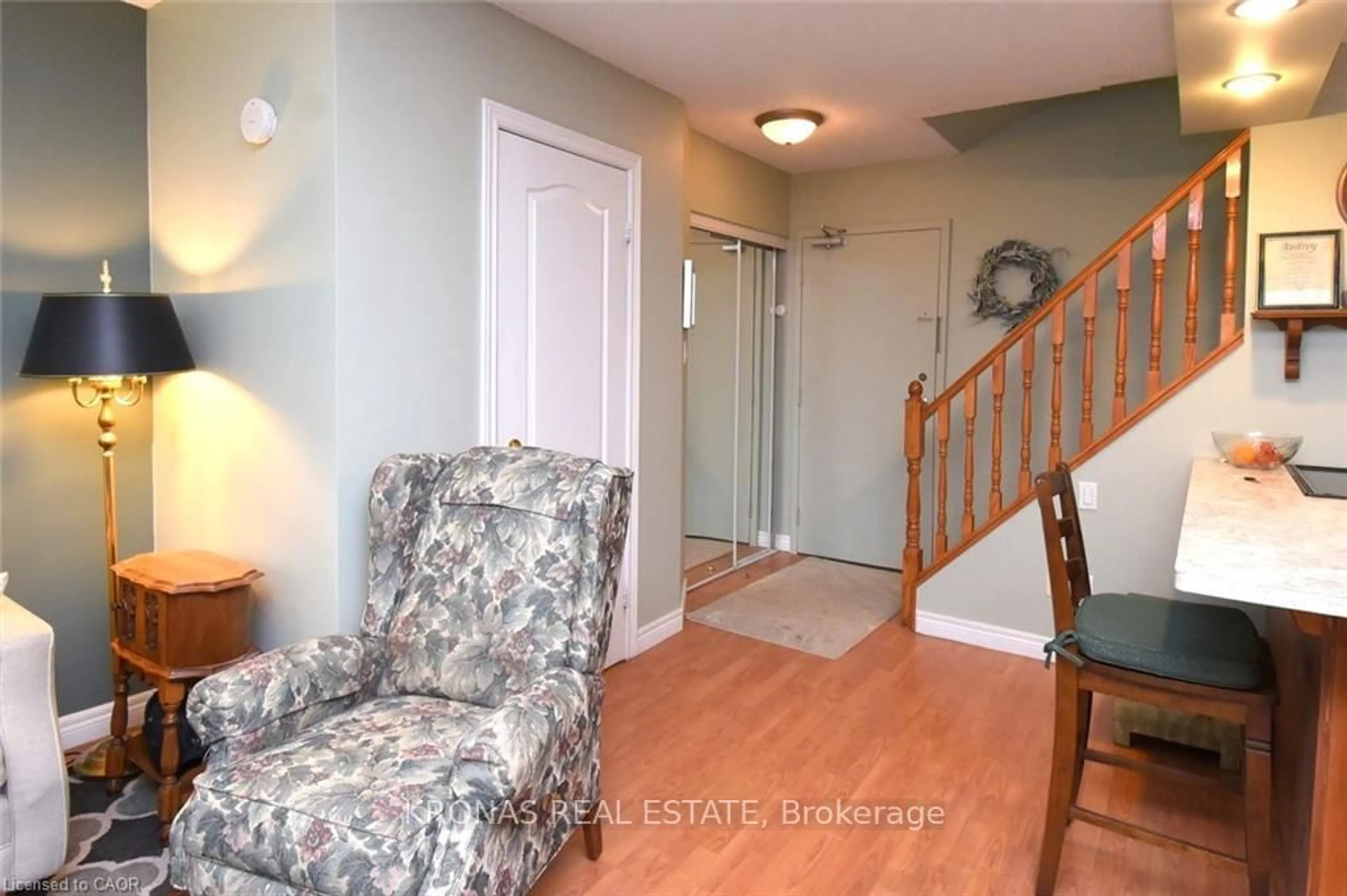 Indoor entryway for 10 John St #206, Hamilton Ontario L9H 6J3