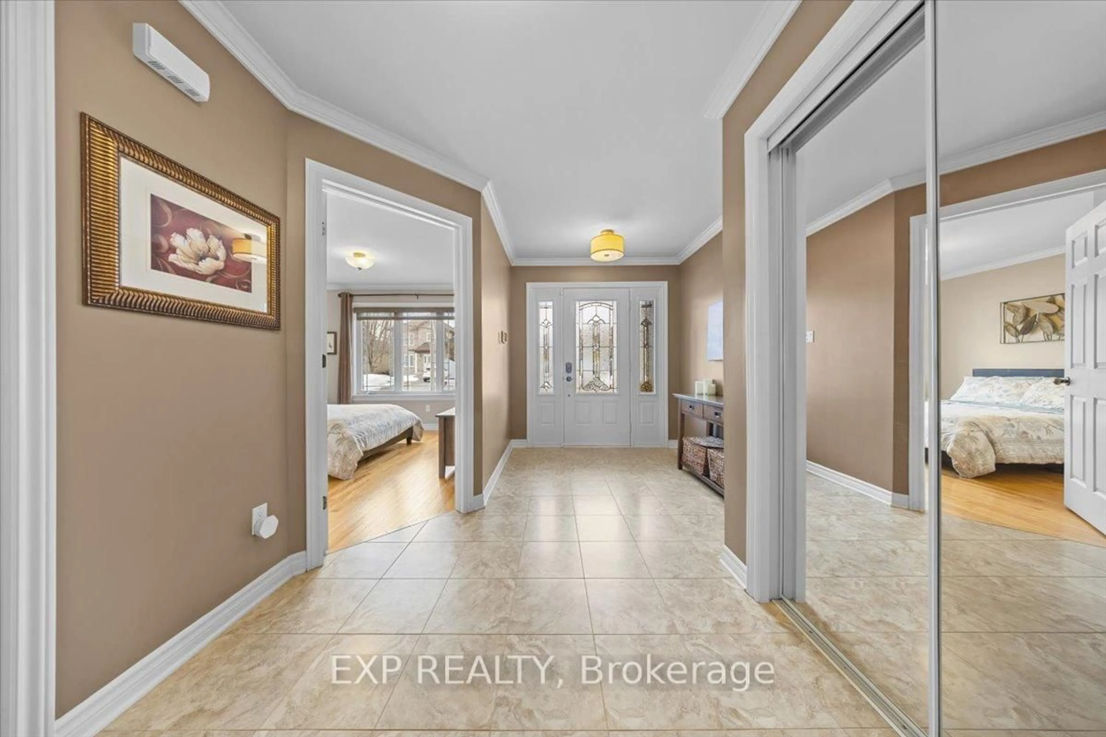 Indoor entryway for 35 Honore Cres, The Nation Ontario K0A 2M0