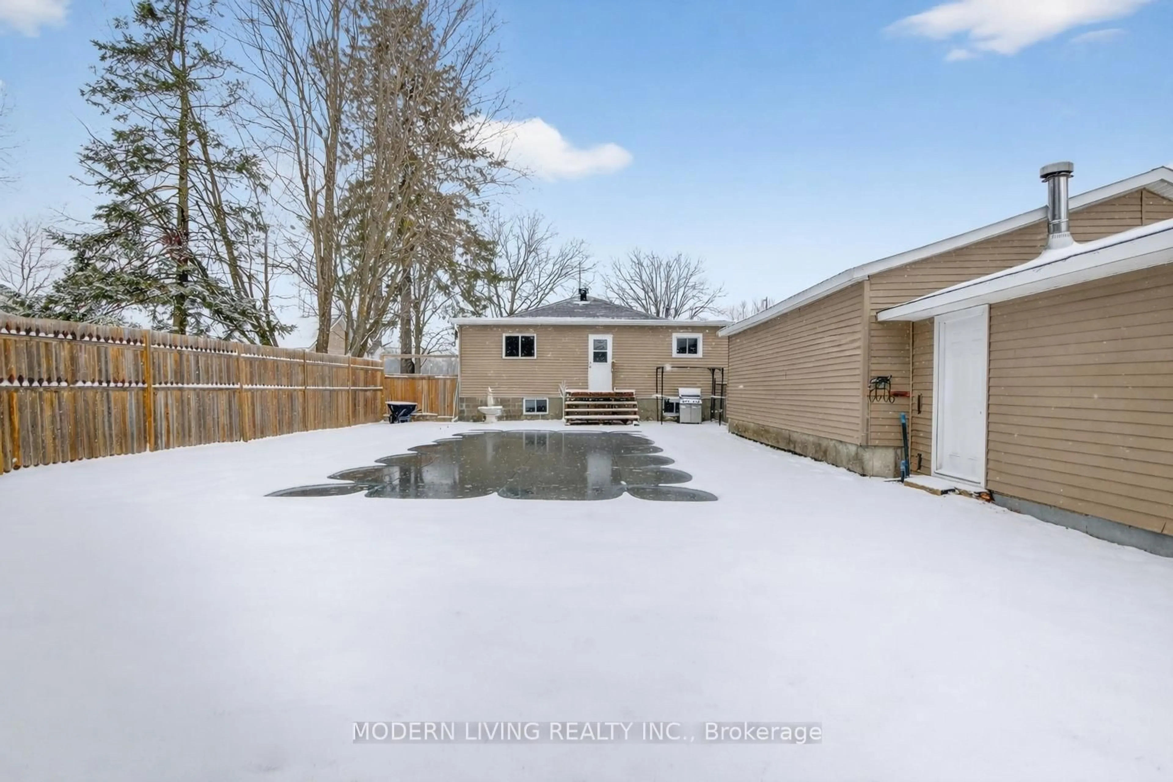 Patio, water/lake/river/ocean view for 5979 Perth St, Richmond Ontario K0A 2Z0