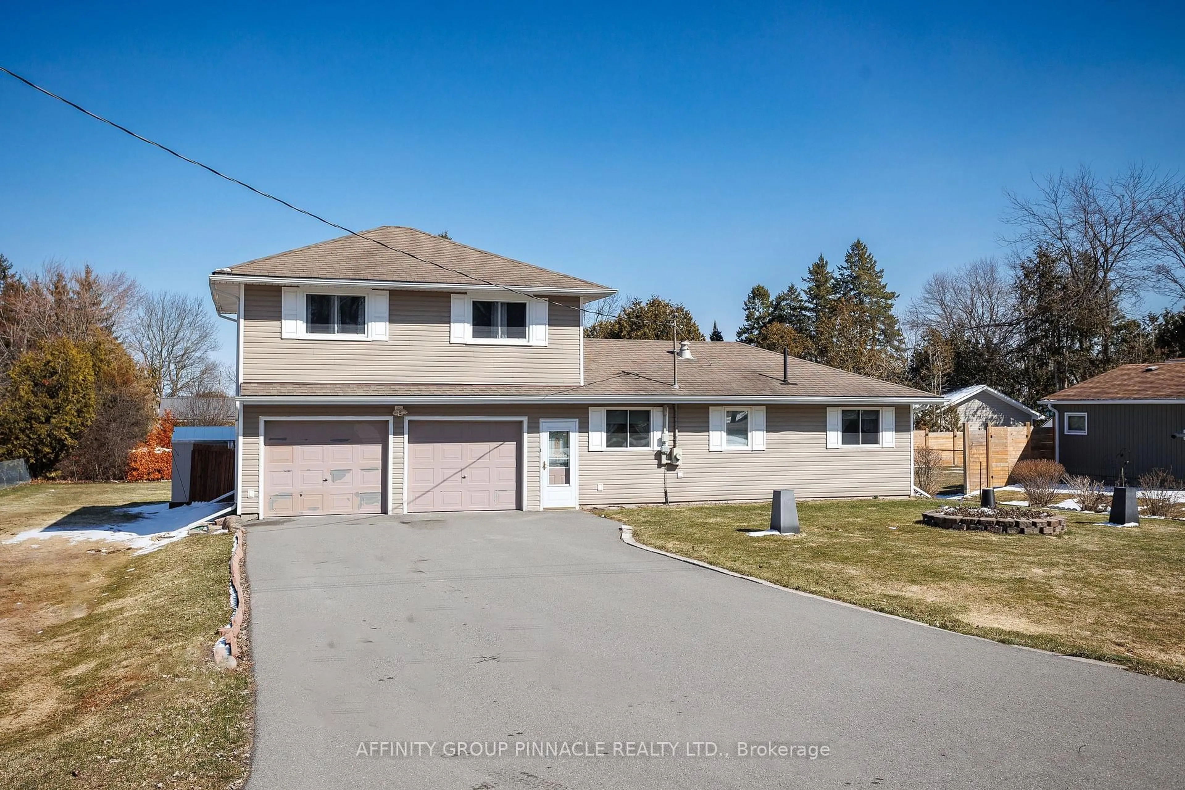 A pic from outside/outdoor area/front of a property/back of a property/a pic from drone, street for 272 Crosby Dr, Kawartha Lakes Ontario K0M 1A0