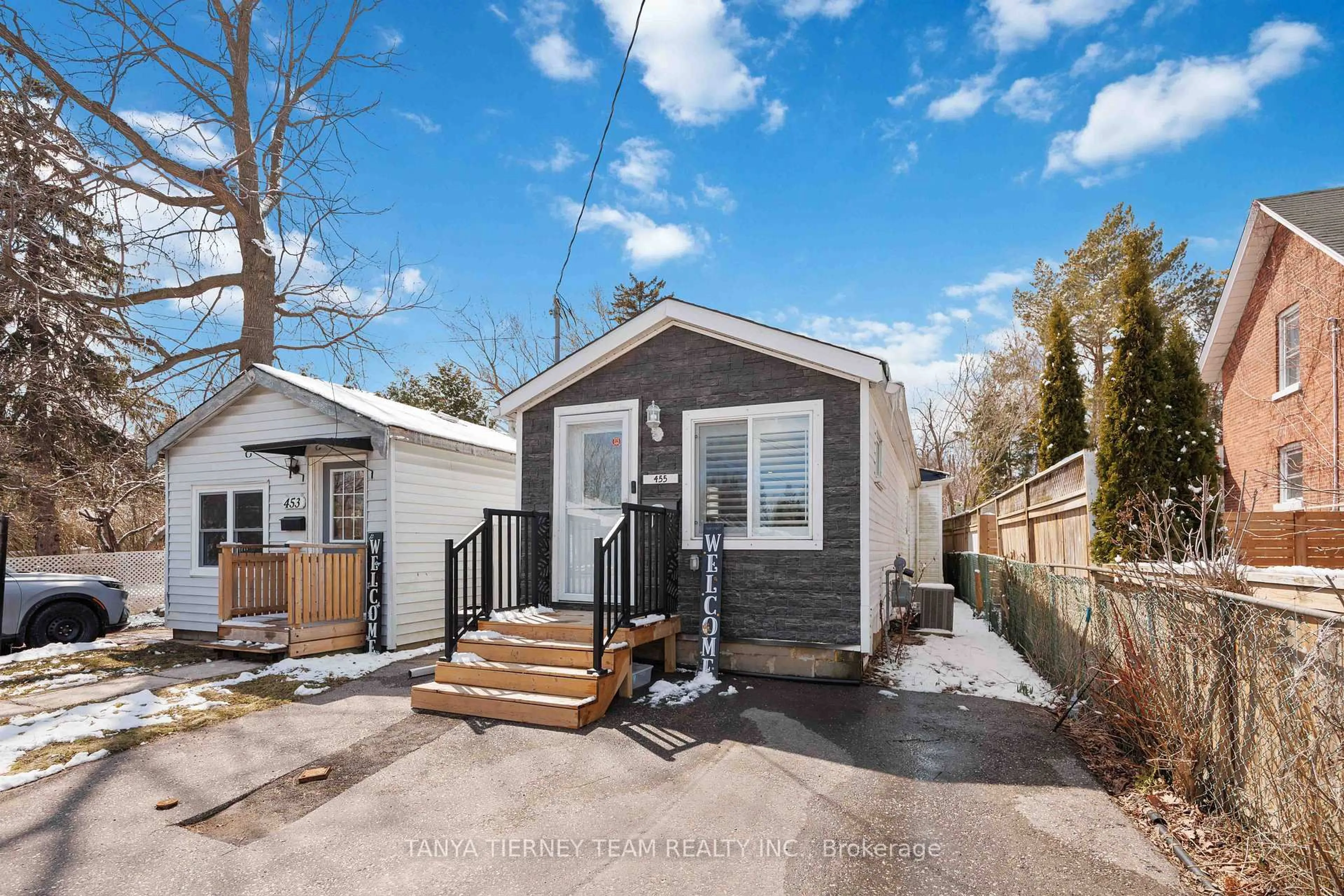 Shed for 455 Ontario St, Cobourg Ontario K9A 3C1