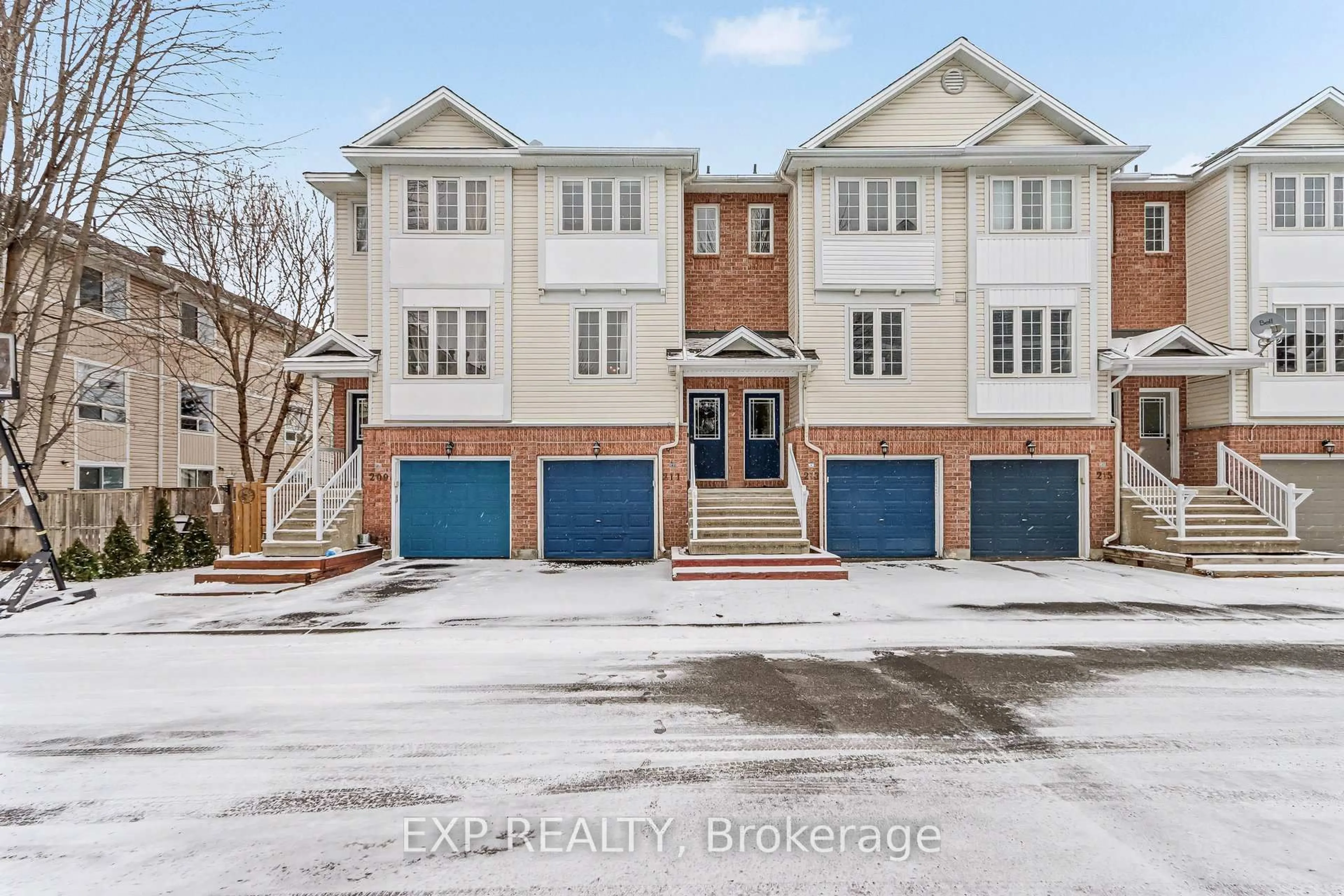 A pic from outside/outdoor area/front of a property/back of a property/a pic from drone, street for 211 Gershwin Private, Ottawa Ontario K2H 1G6