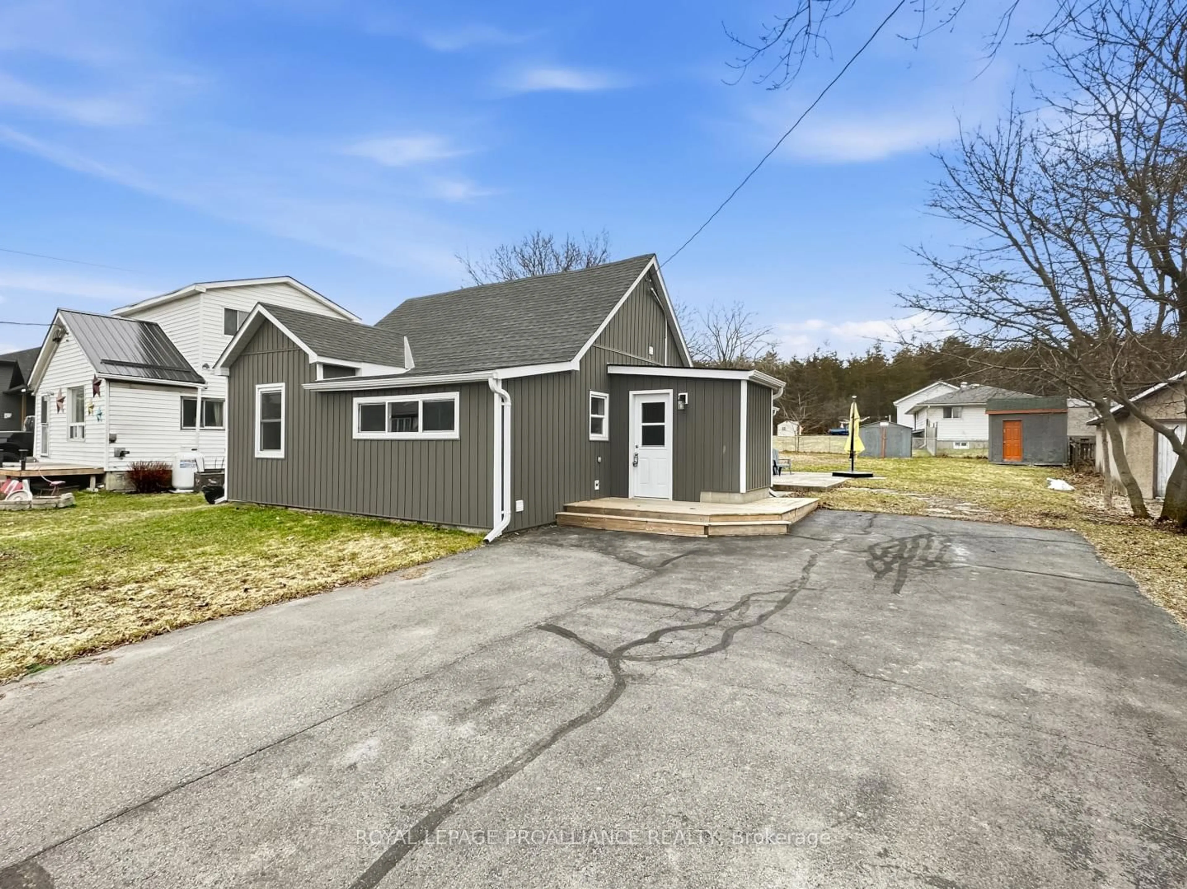 Unknown for 91 Lywood St, Cobden Ontario K0K 1K0