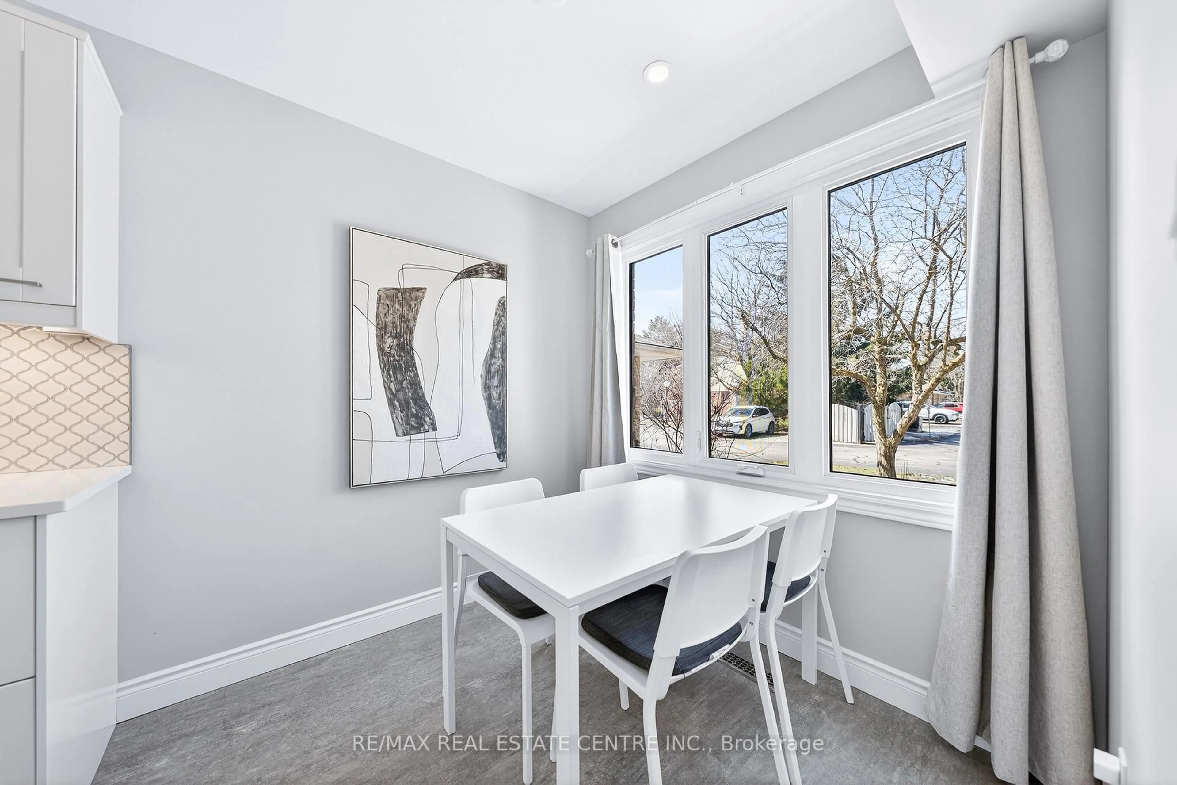 Dining room, unknown for 375 Kingscourt Dr #20, Waterloo Ontario N2K 3N7