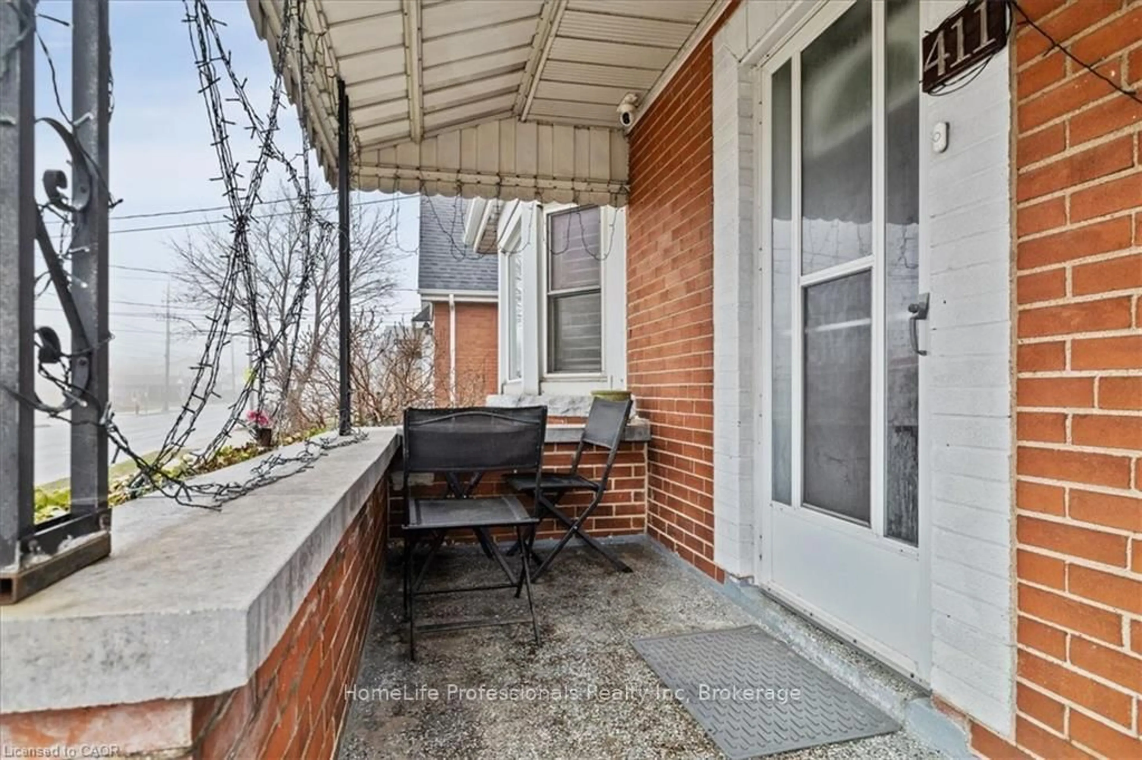 Patio, street for 411 UPPER GAGE Ave, Hamilton Ontario L8V 4H8