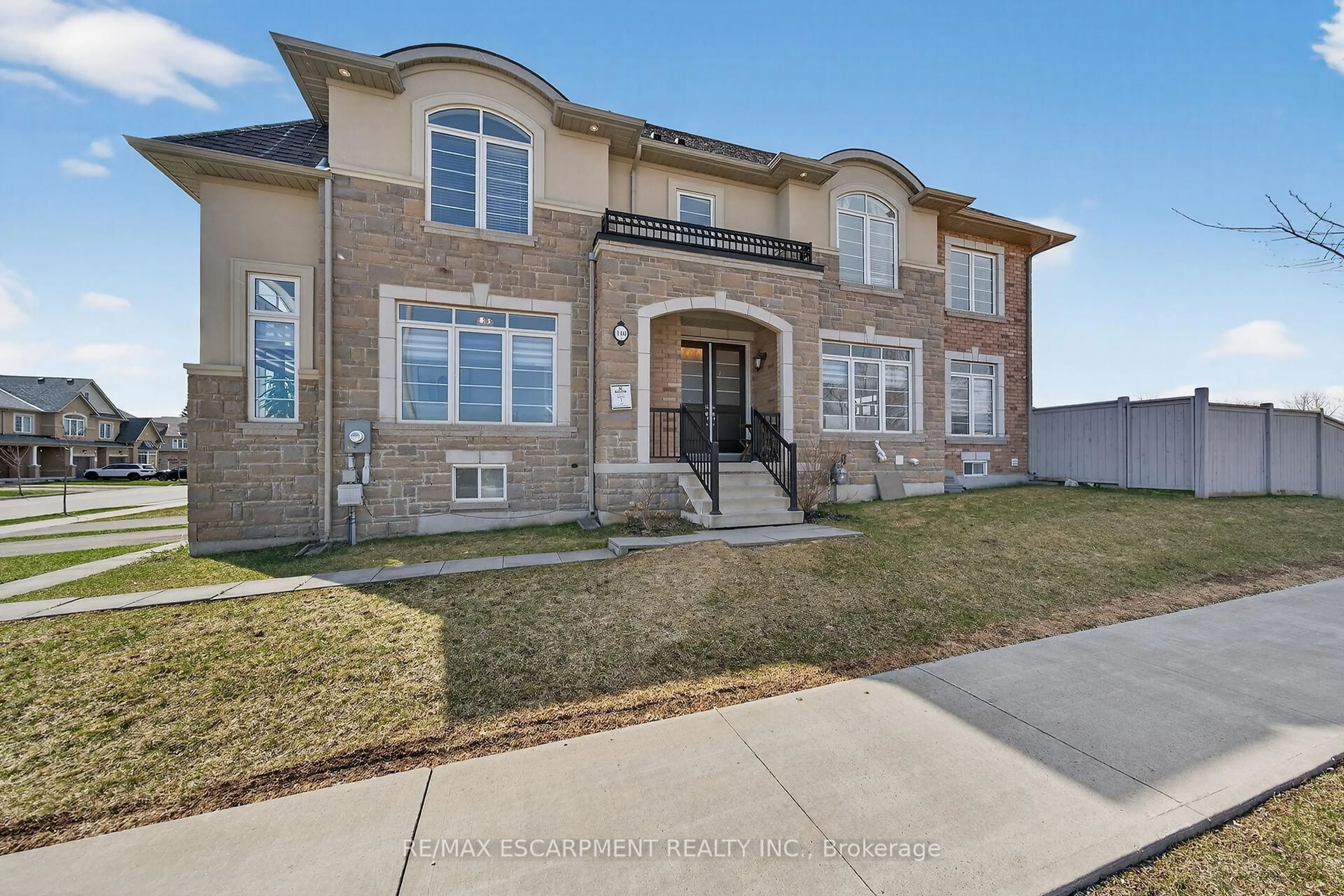 Home with brick exterior material, street for 140 Robertson Rd, Hamilton Ontario L9K 0J7