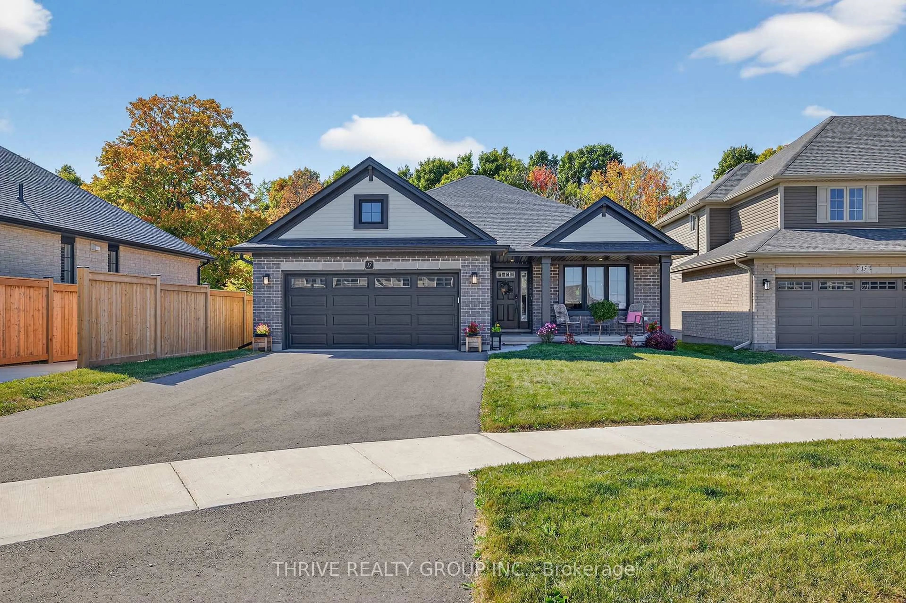 Home with brick exterior material, street for 17 Dunning Way, St. Thomas Ontario N5R 0P7