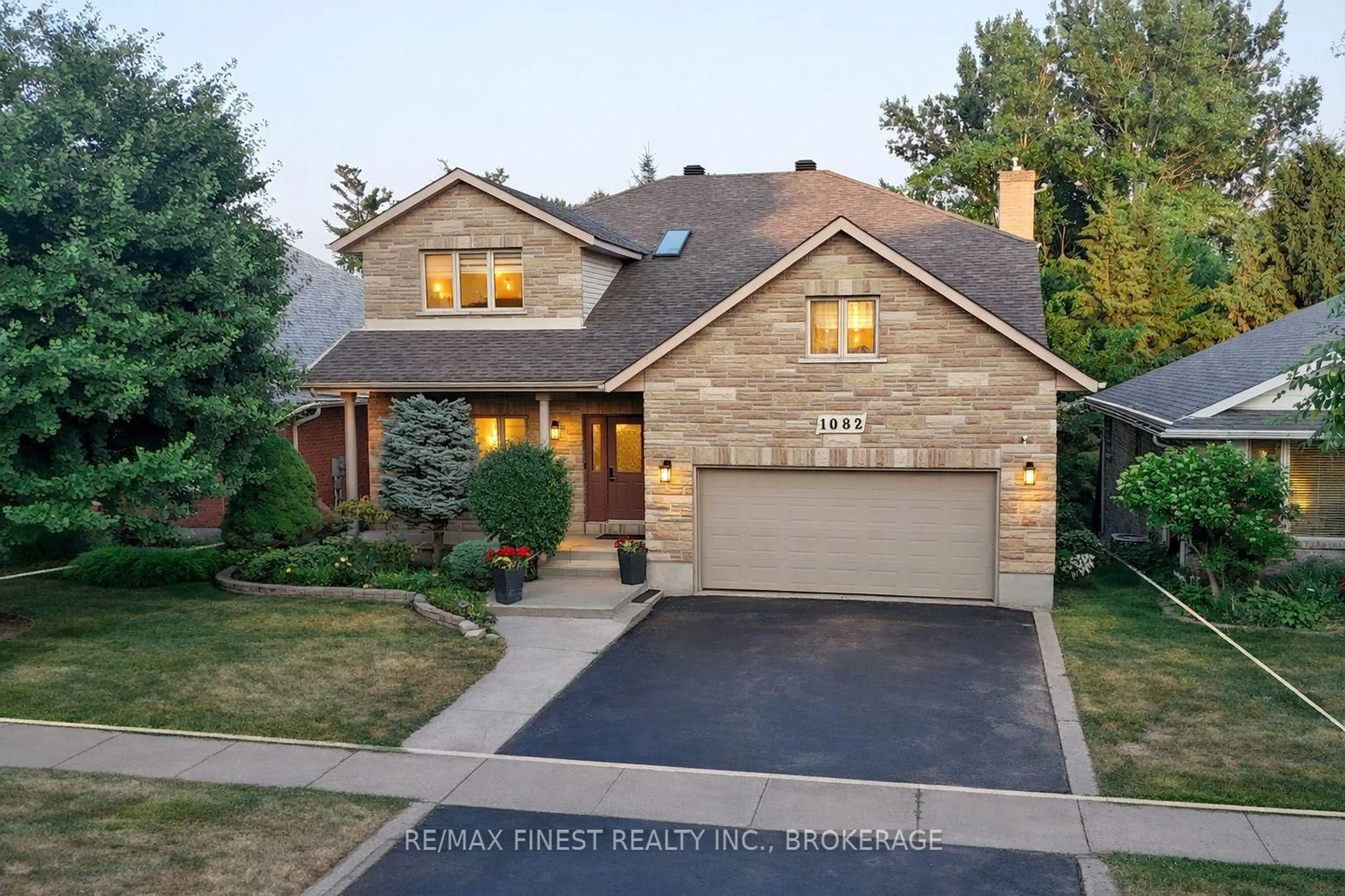 Home with brick exterior material, street for 1082 Caitlin Cres, Kingston Ontario K7P 2S4