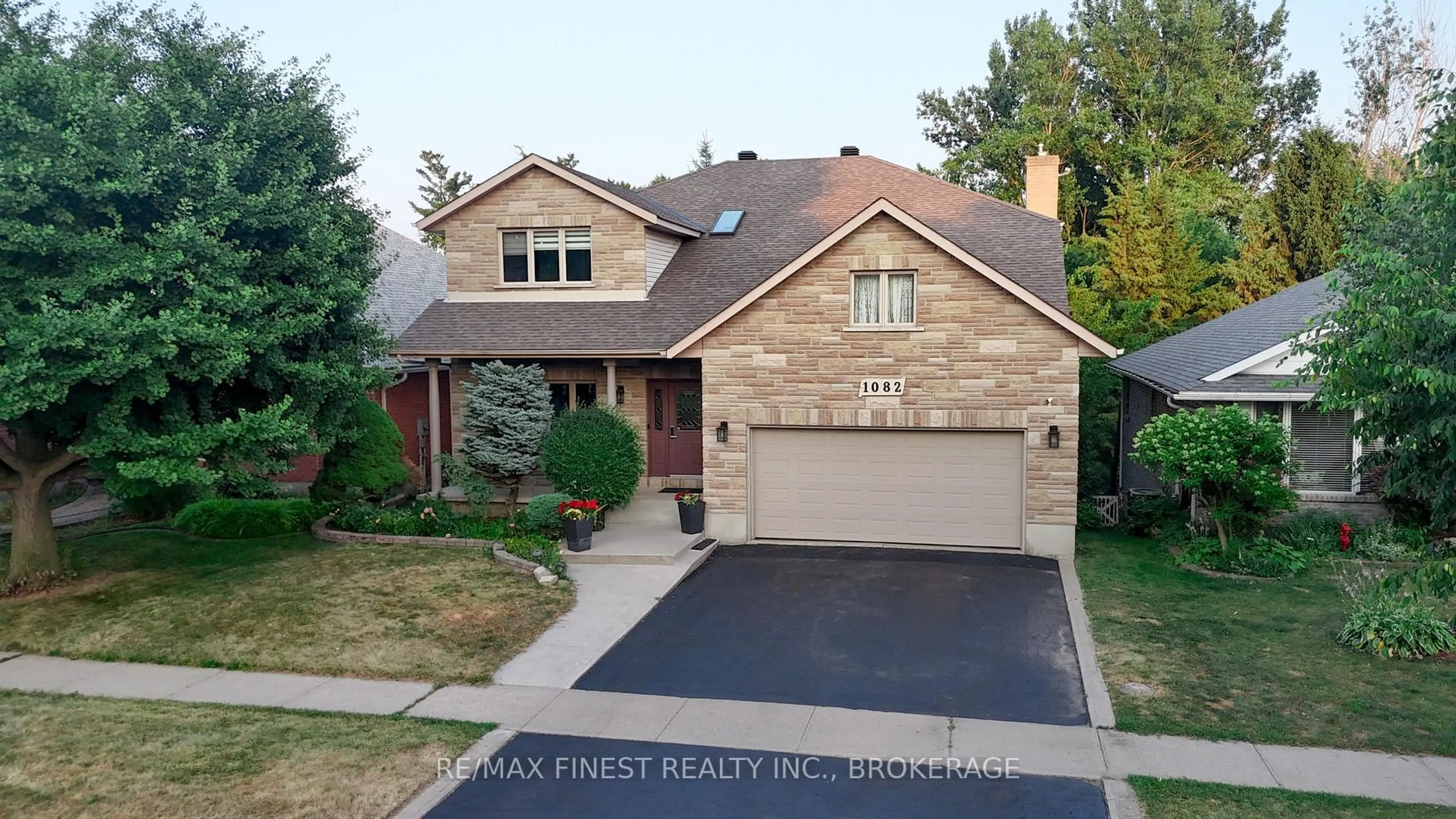 Home with brick exterior material, street for 1082 Caitlin Cres, Kingston Ontario K7P 2S4