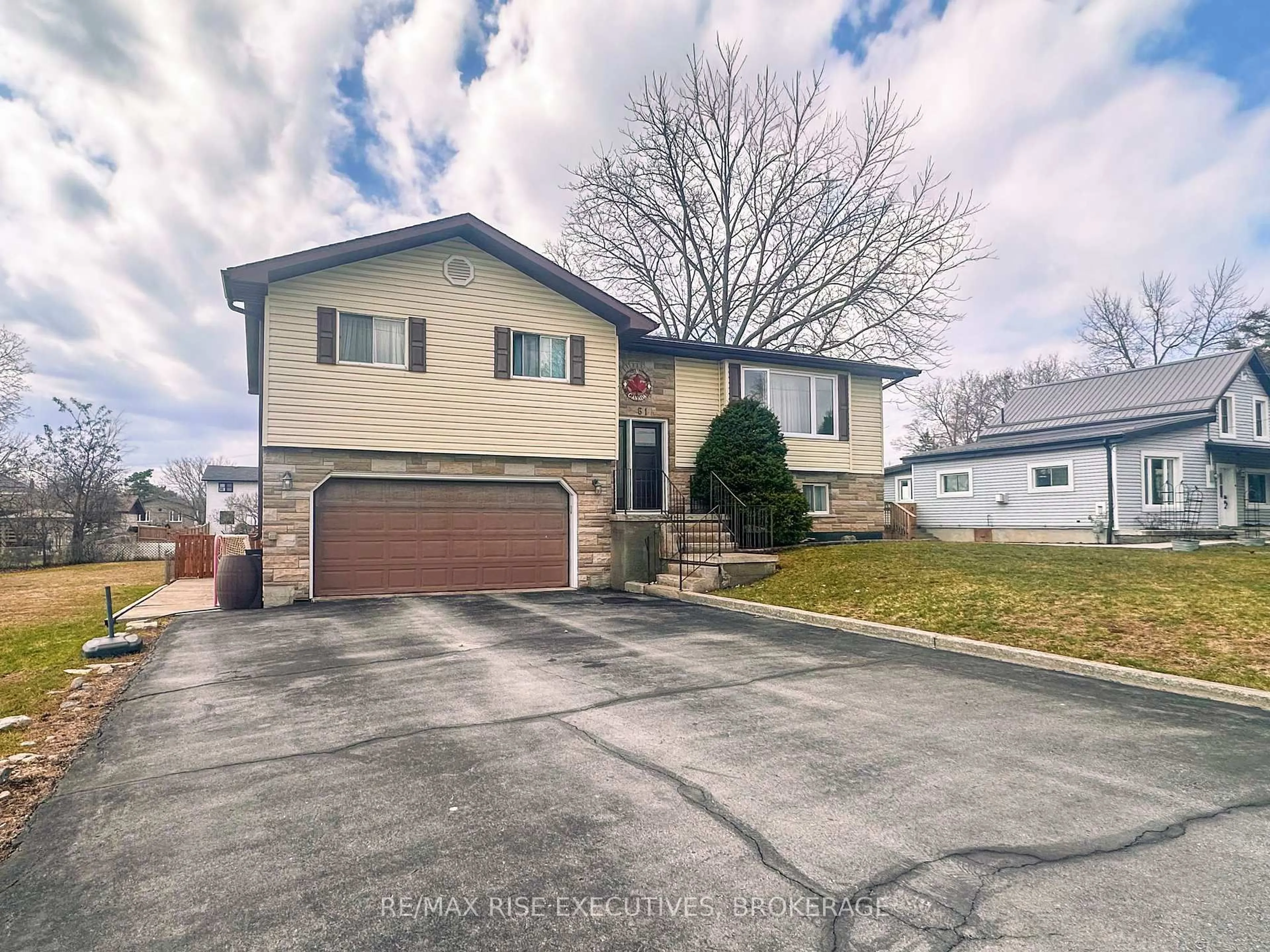 Unknown for 61 Brant St, Deseronto Ontario K0K 1X0