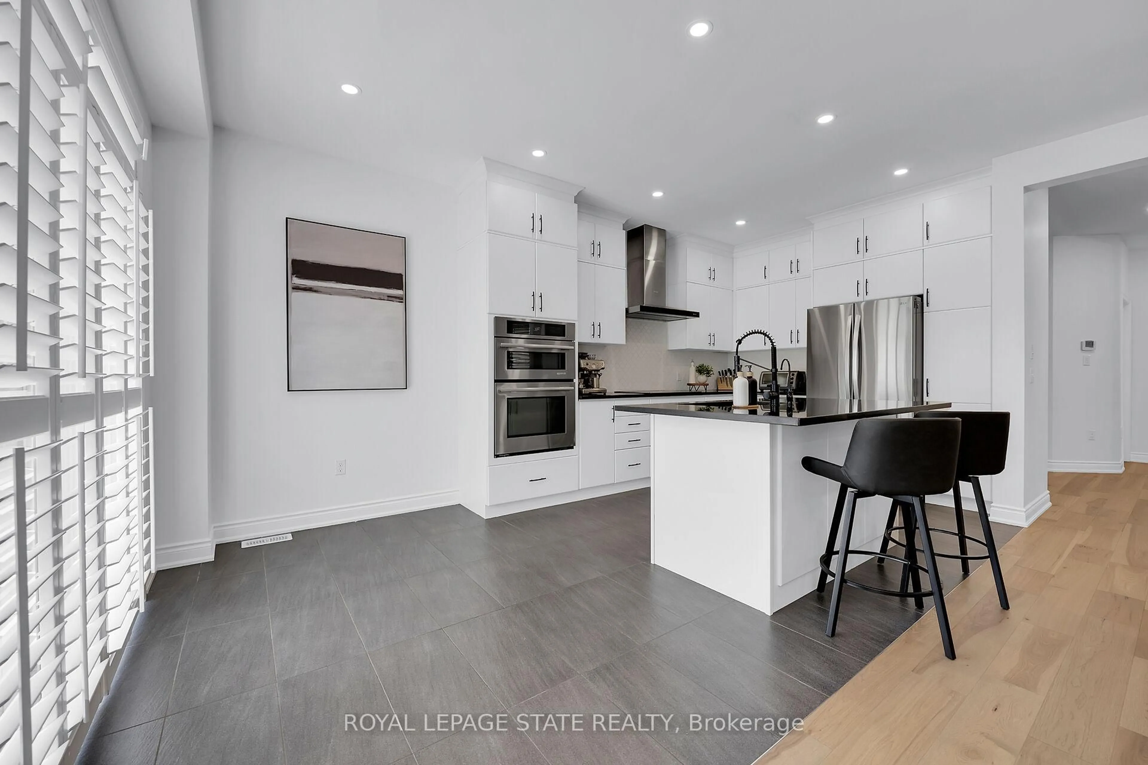 Open concept kitchen, ceramic/tile floor for 78 Chaumont Dr, Hamilton Ontario L8J 0J8