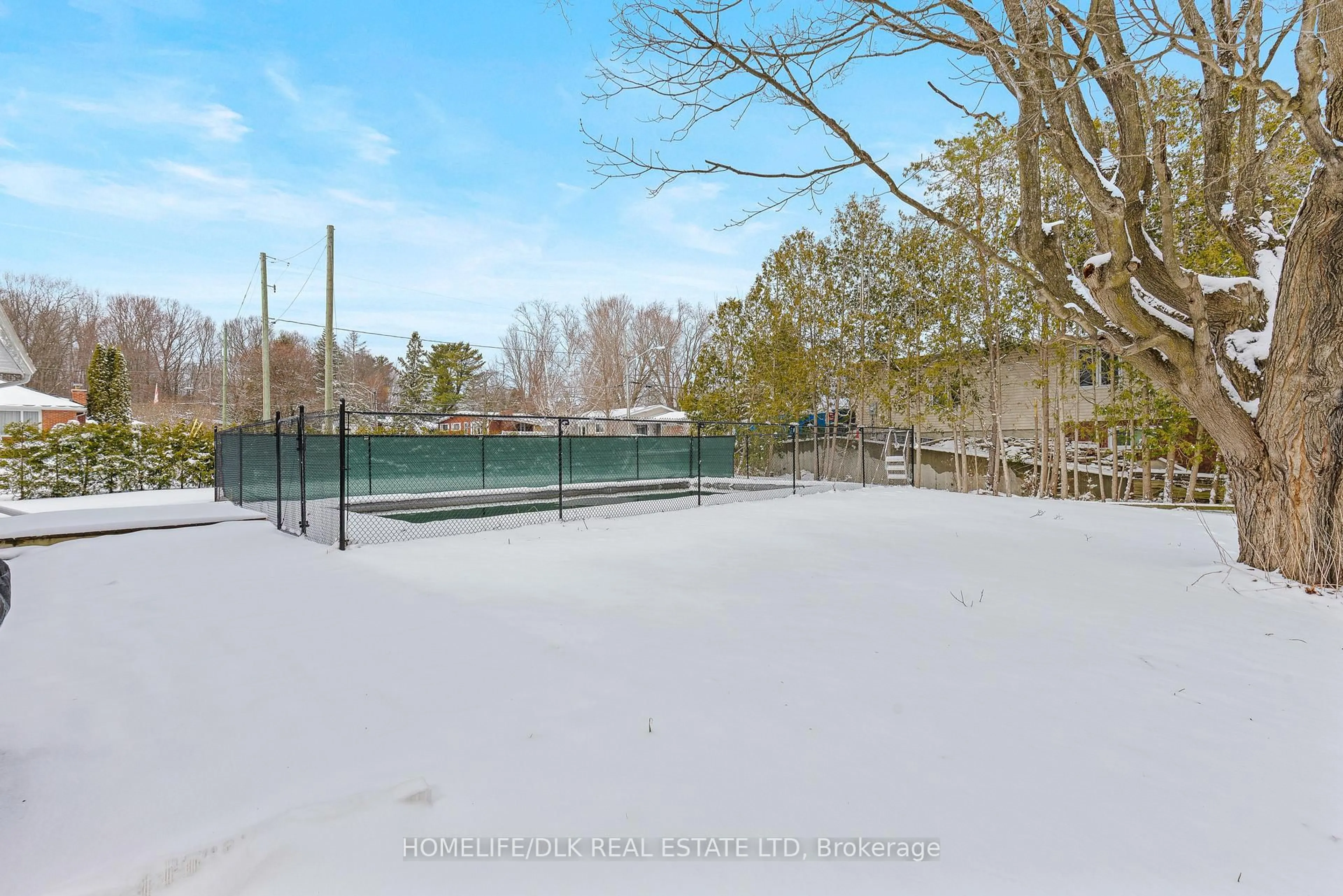 Unknown for 4 Baxter Dr, Brockville Ontario K6V 3T8