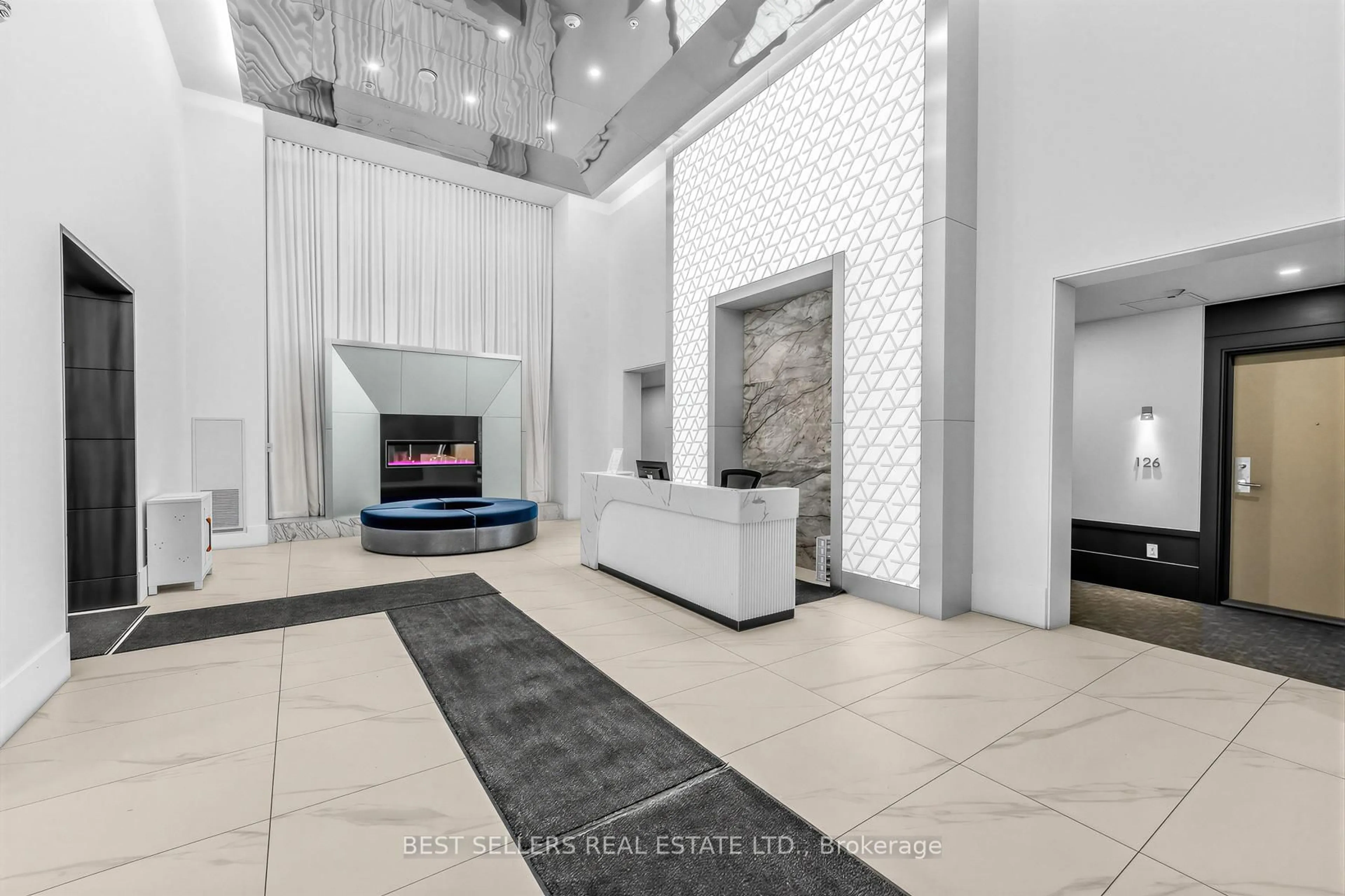 Lobby for 16 Concord Pl #220, Grimsby Ontario L3M 0J1