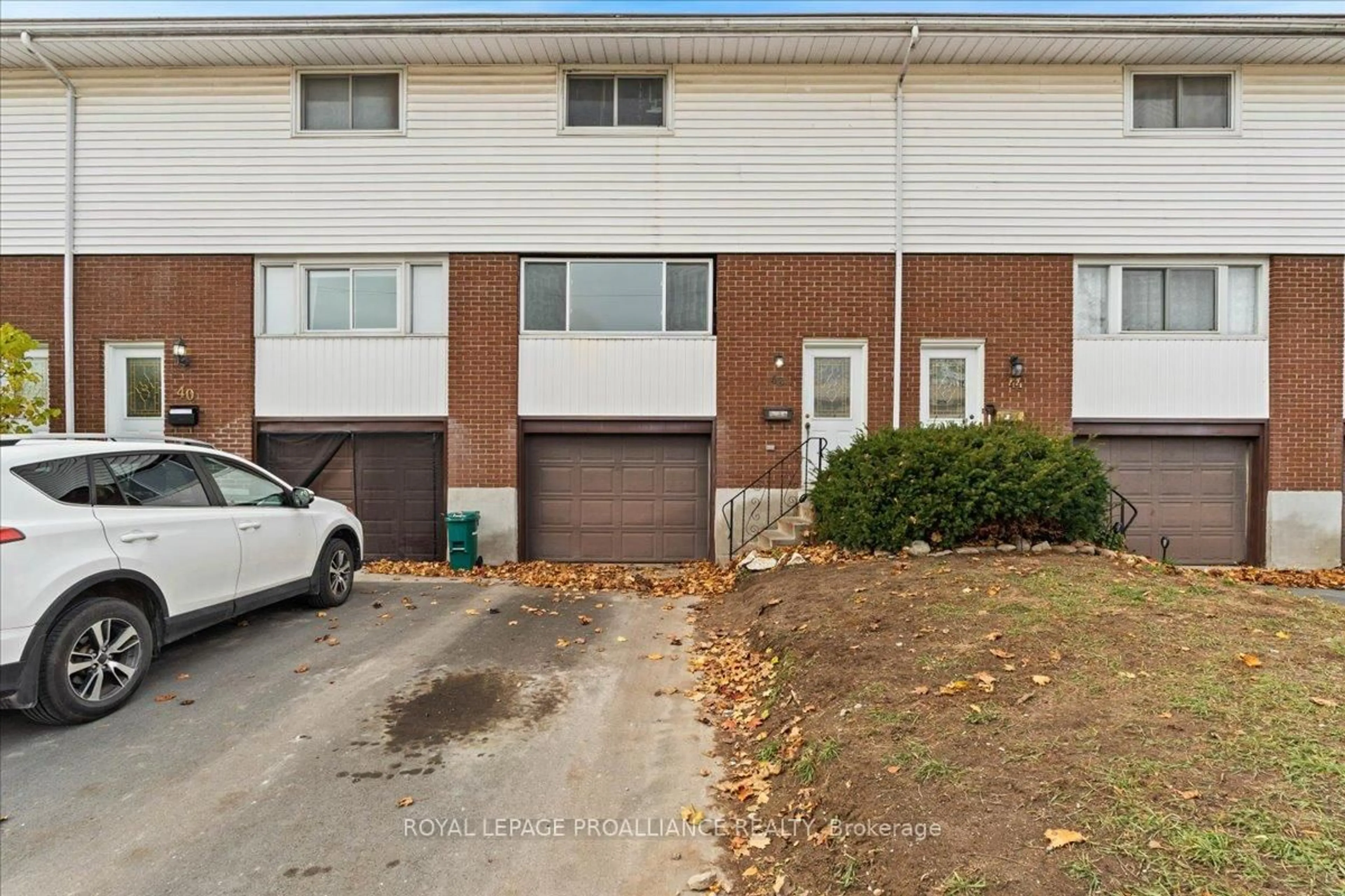 Unknown for 42 O'Hare St, Belleville Ontario K8P 4N1