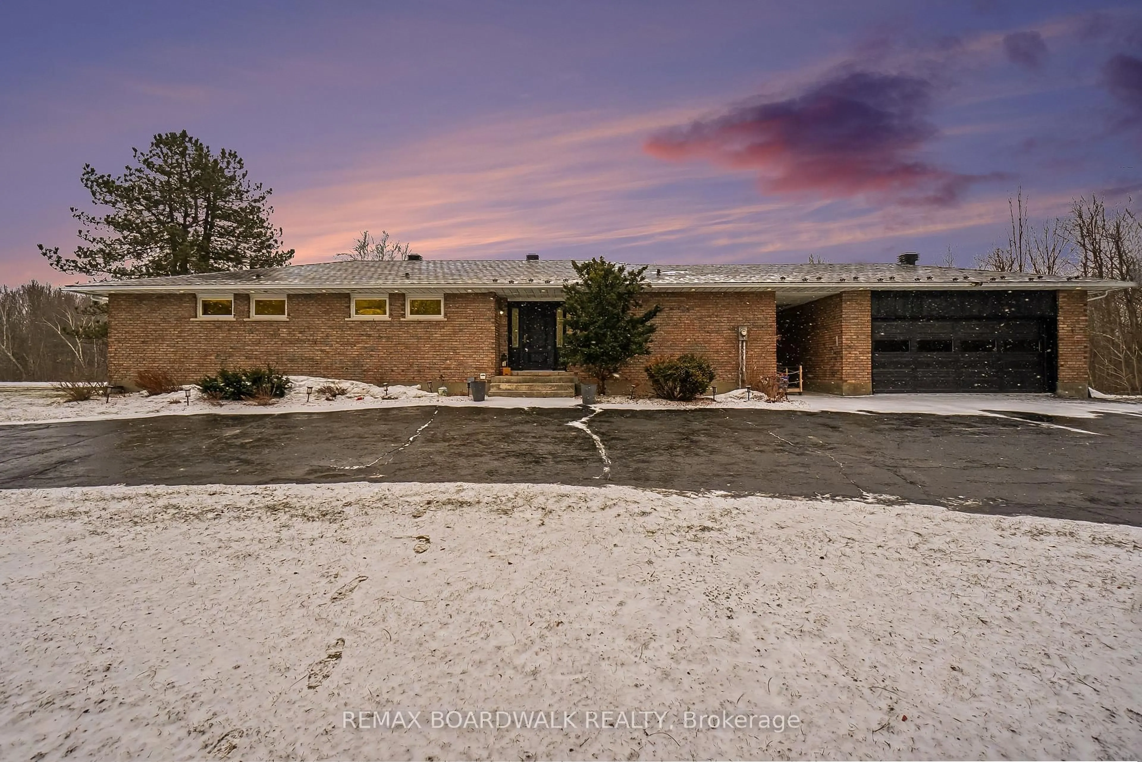 Unknown for 1500 Du Golf Rd, Clarence-Rockland Ontario K0A 1N0