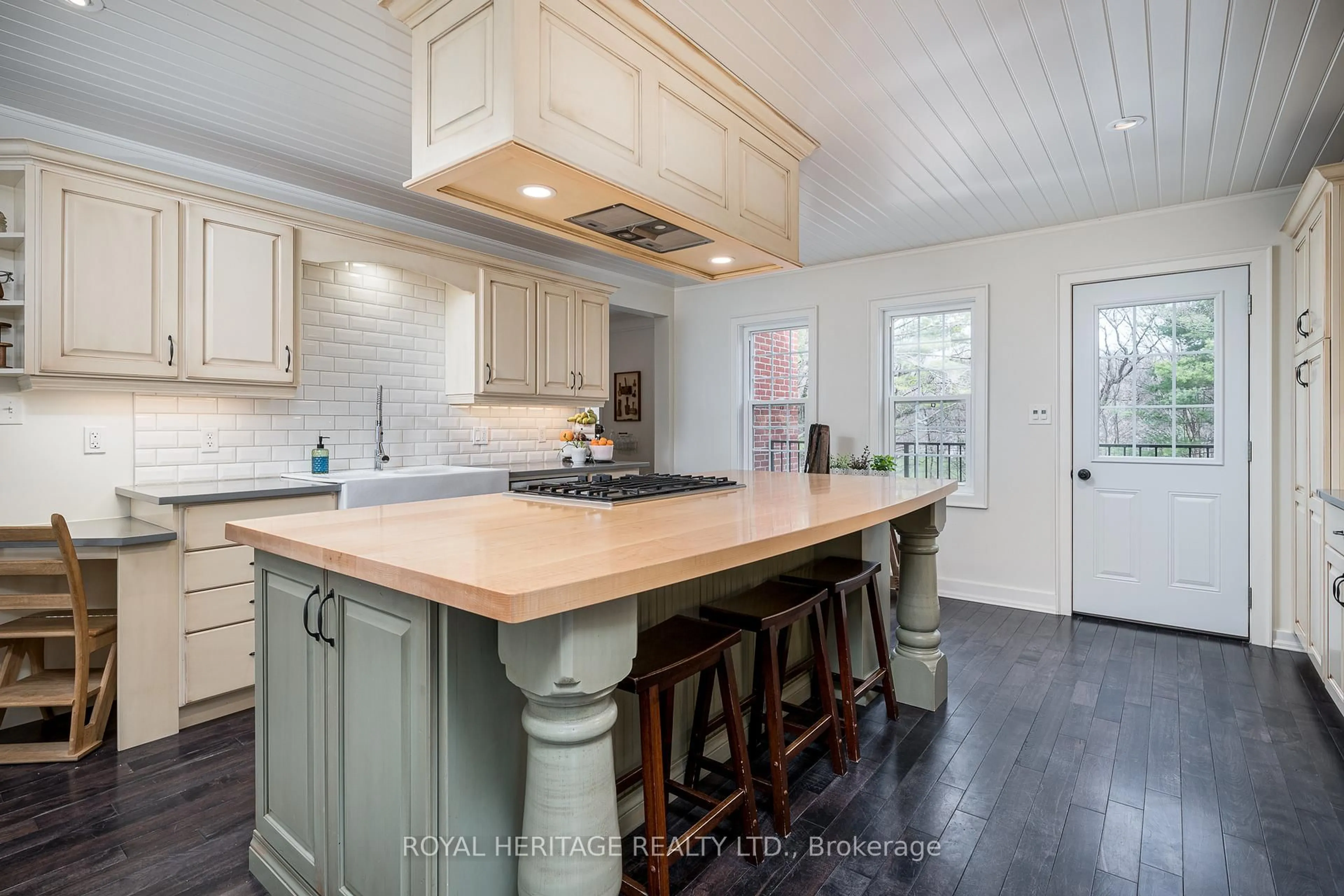 Open concept kitchen, unknown for 699 Cooper Rd, Madoc Ontario K0K 2K0