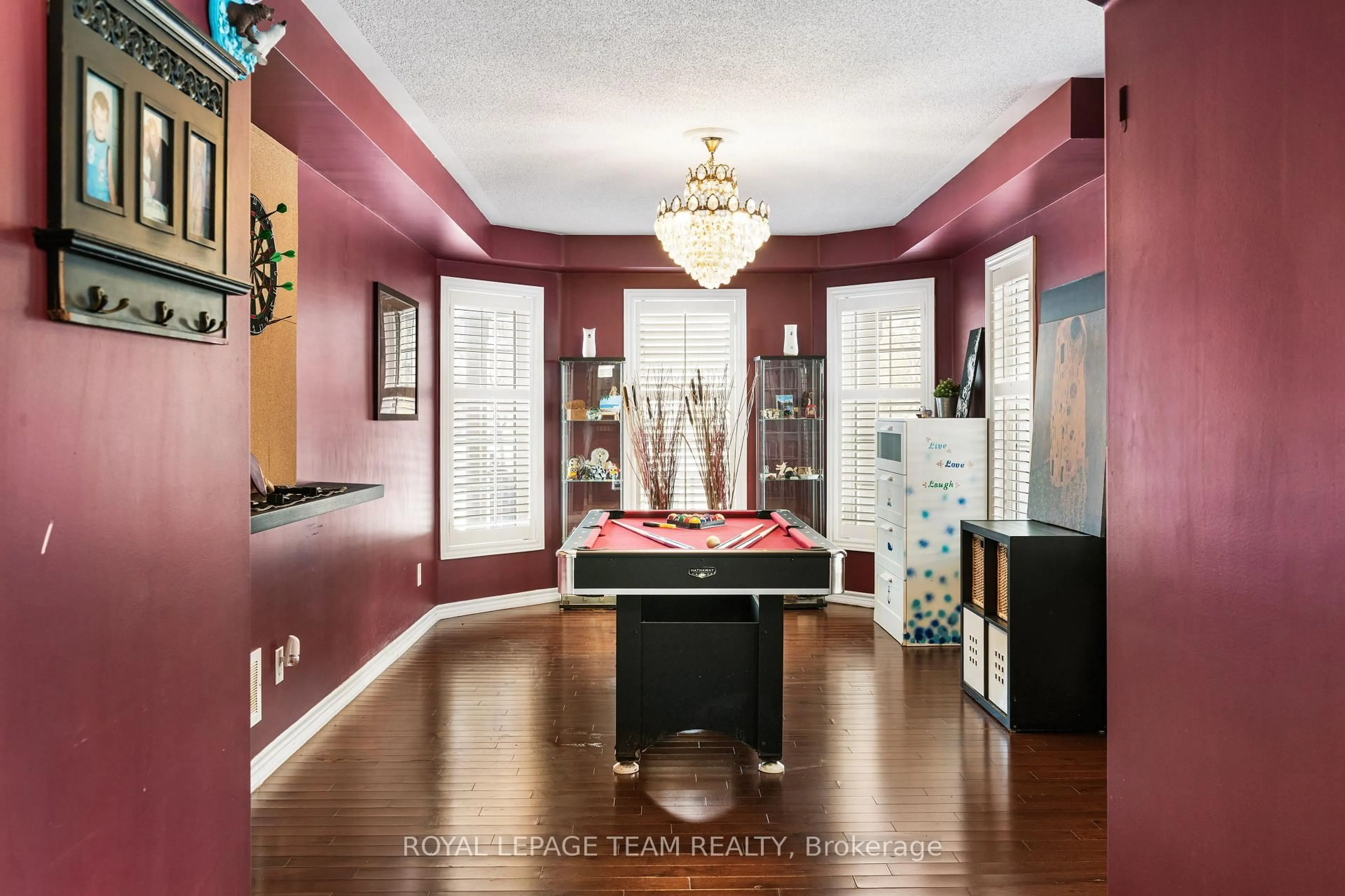 Indoor entryway for 3022 Freshwater Way, Ottawa Ontario K2J 3V5