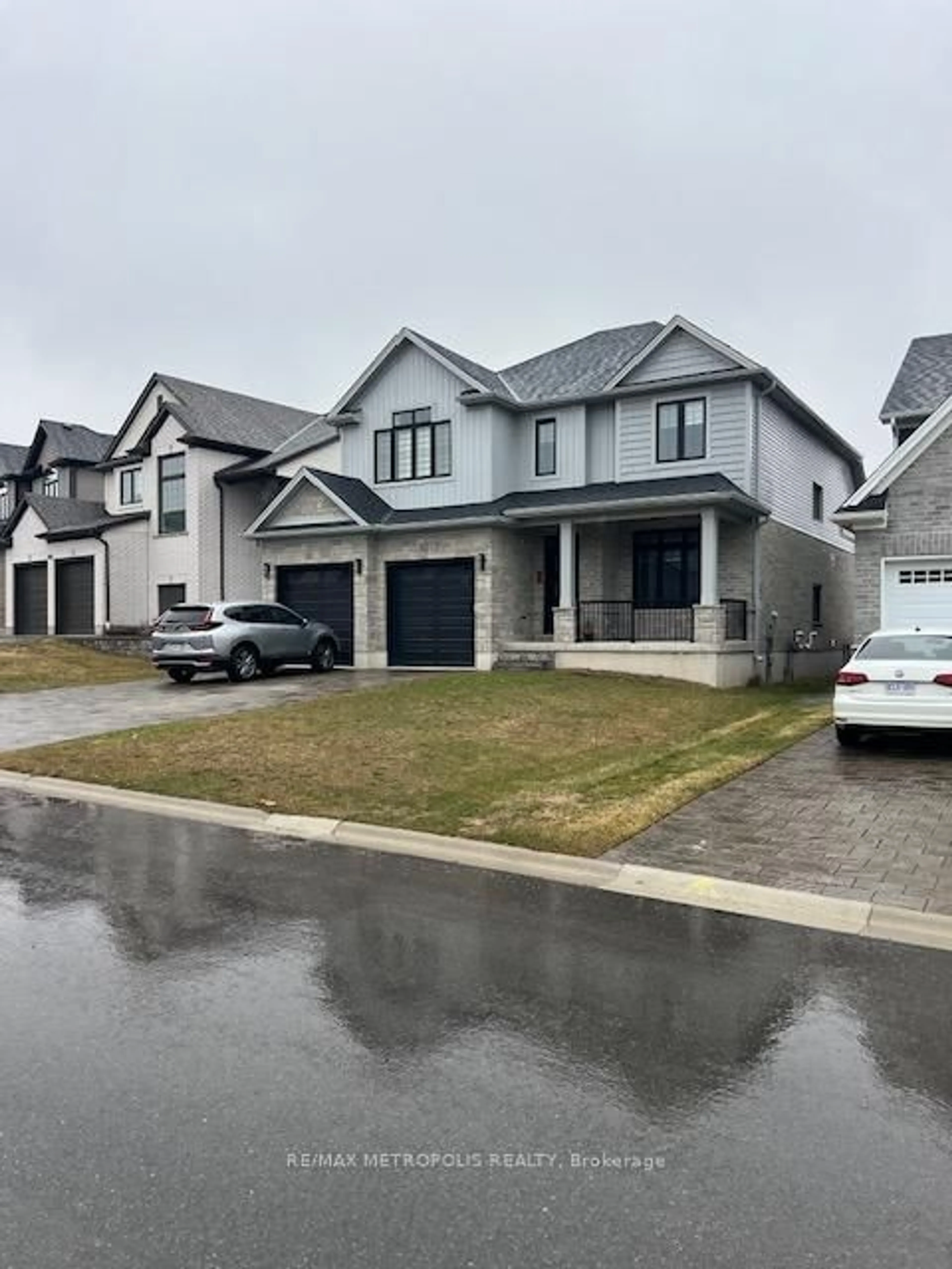 Unknown for 1017 Riverbend Rd, London South Ontario N6K 0J1