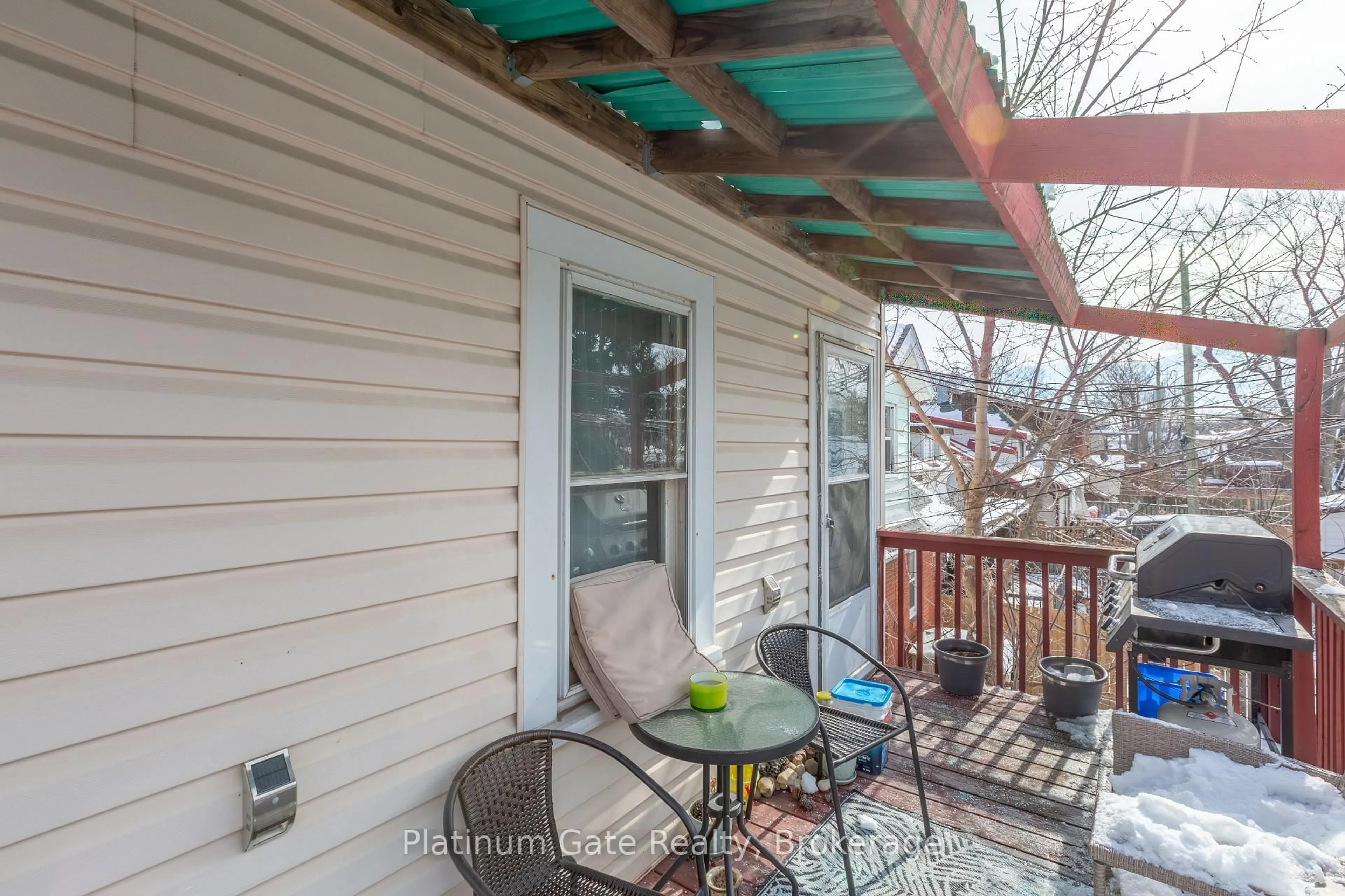 Patio, street for 1543-45 Church St, Windsor Ontario N8N 1V4