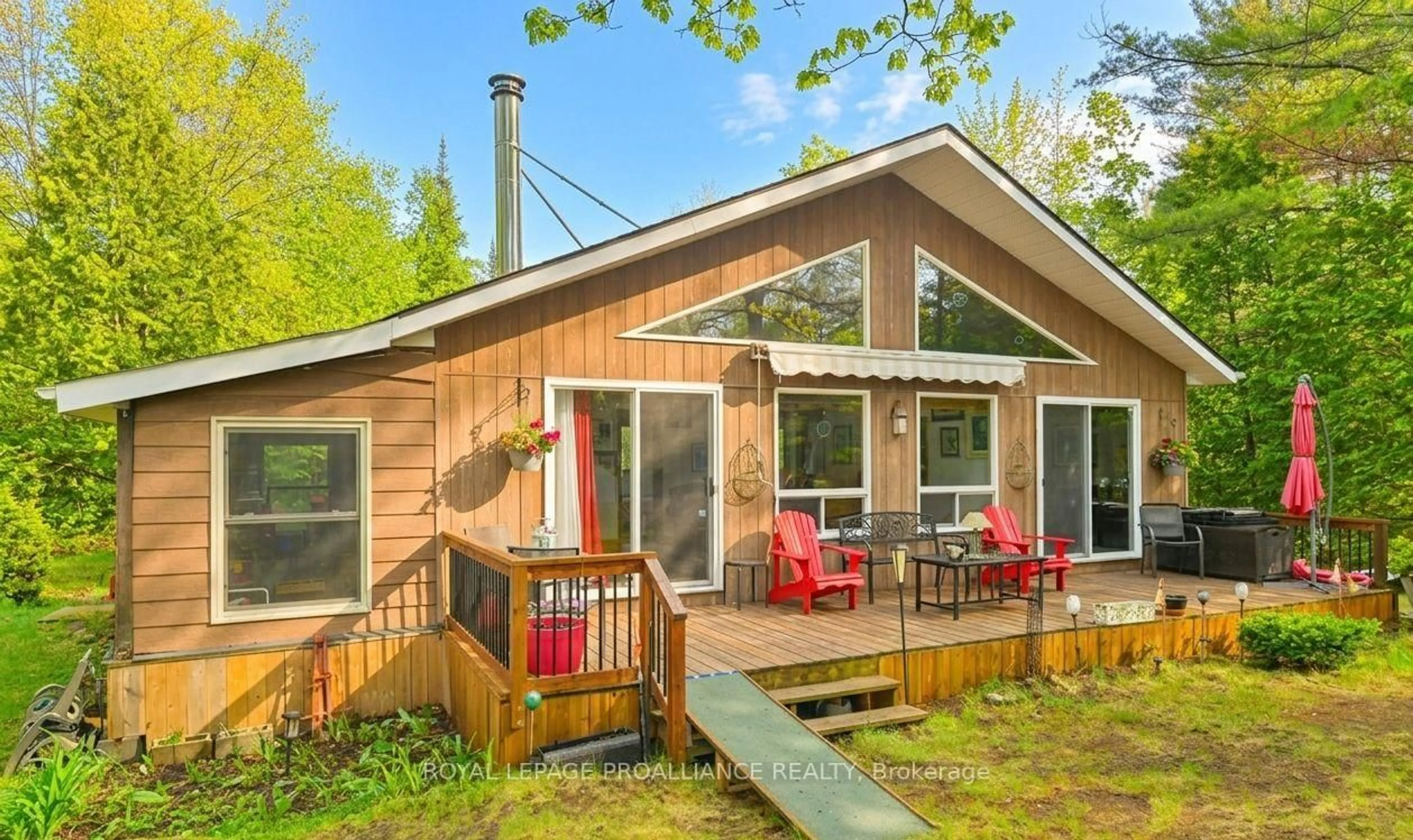 Patio, unknown for 1079 Lemke Lane, Clarendon Station Ontario K0H 1J0