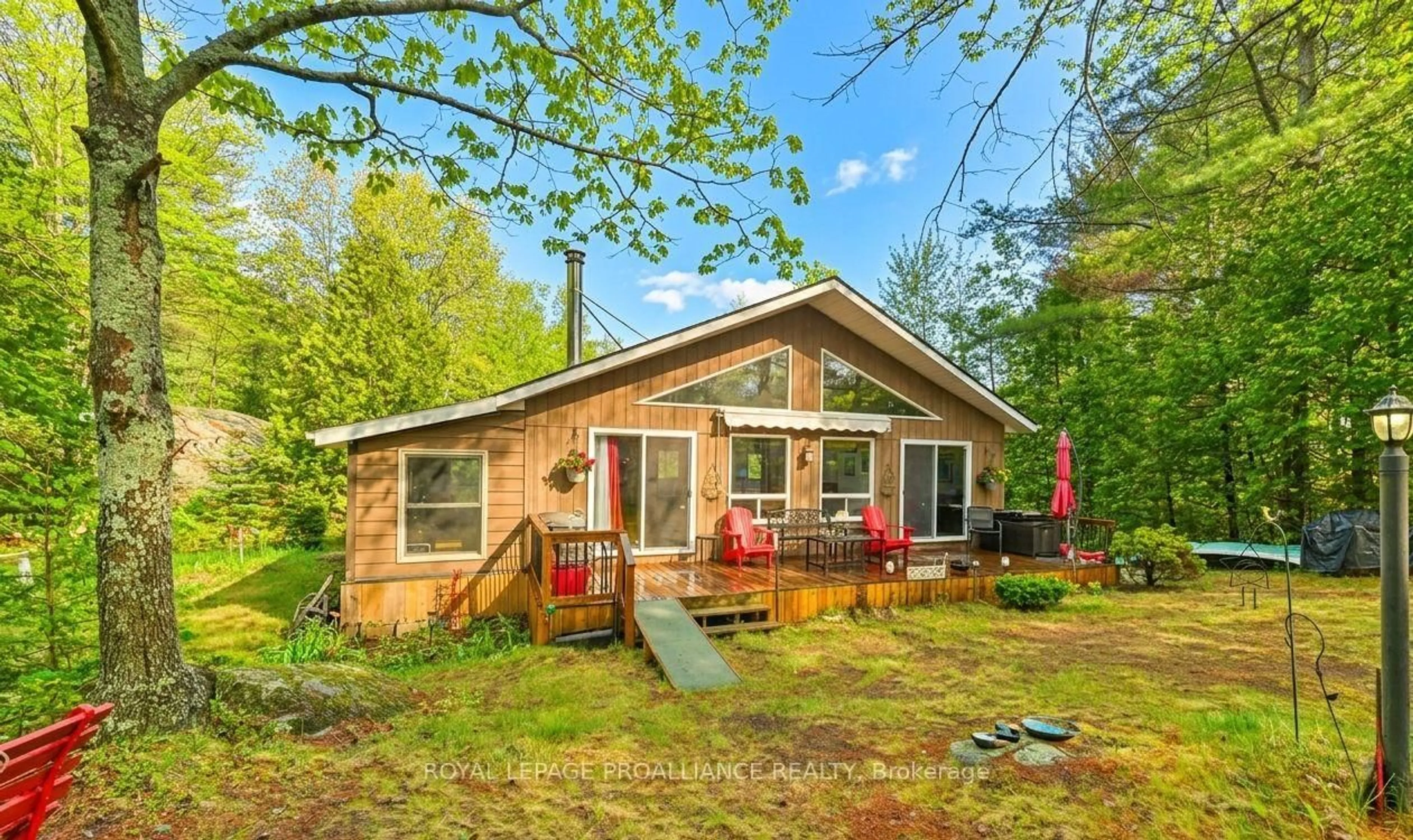 Patio, unknown for 1079 Lemke Lane, Clarendon Station Ontario K0H 1J0