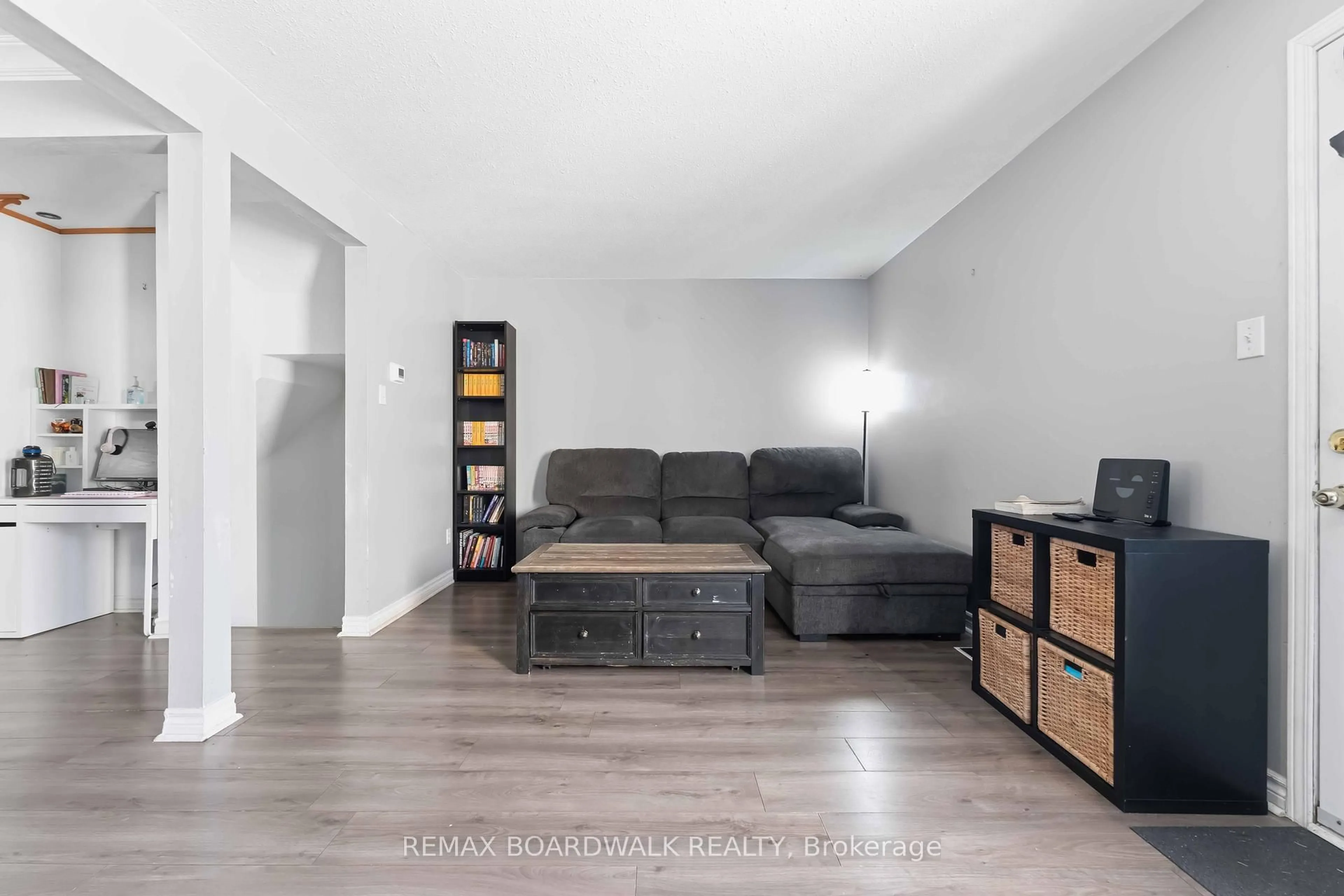 Living room with furniture, unknown for 1707 Meadowbrook Rd, Ottawa Ontario K1B 4W6