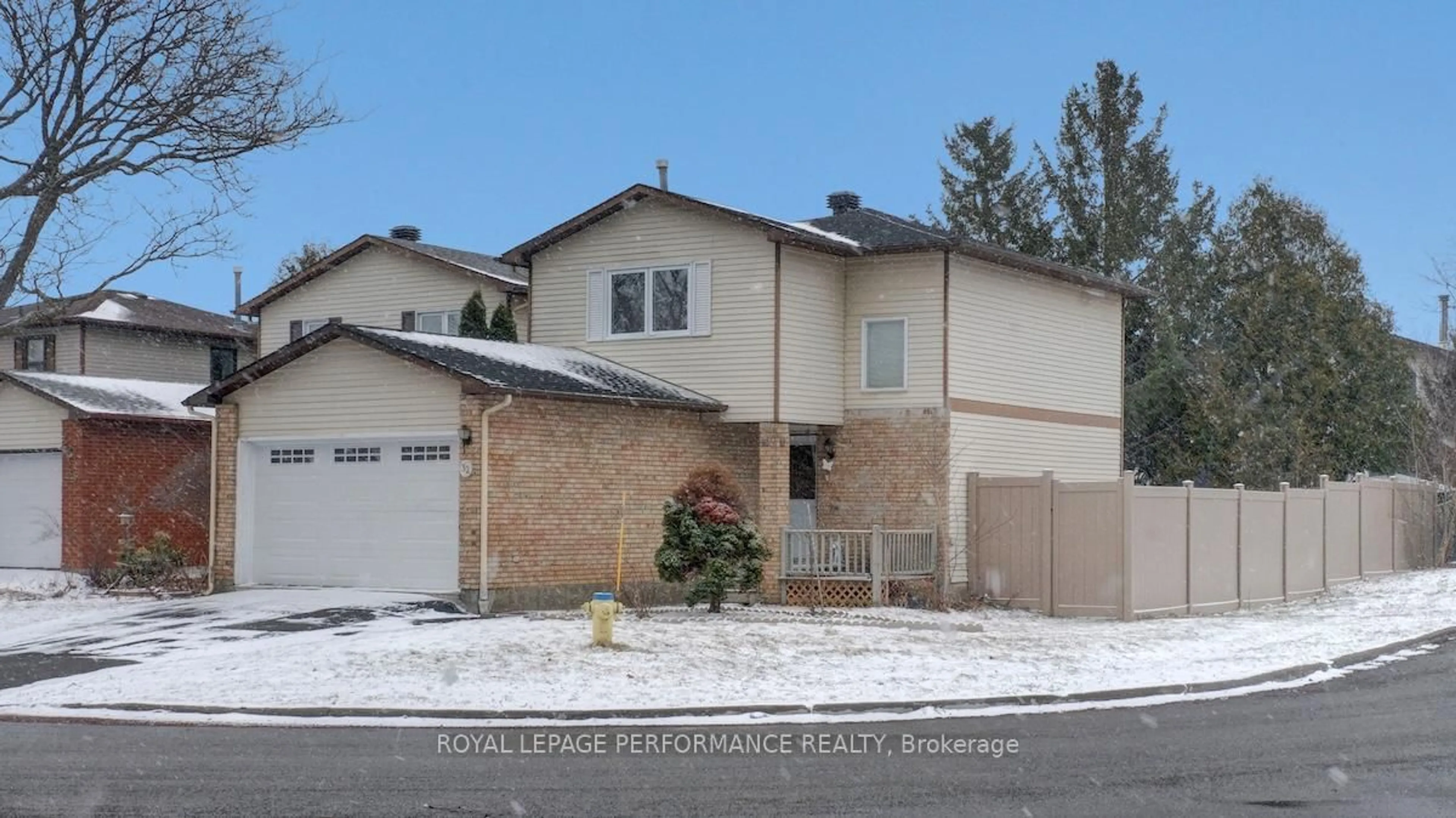 Home with brick exterior material, street for 32 Brando Cres, Ottawa Ontario K1T 2E3