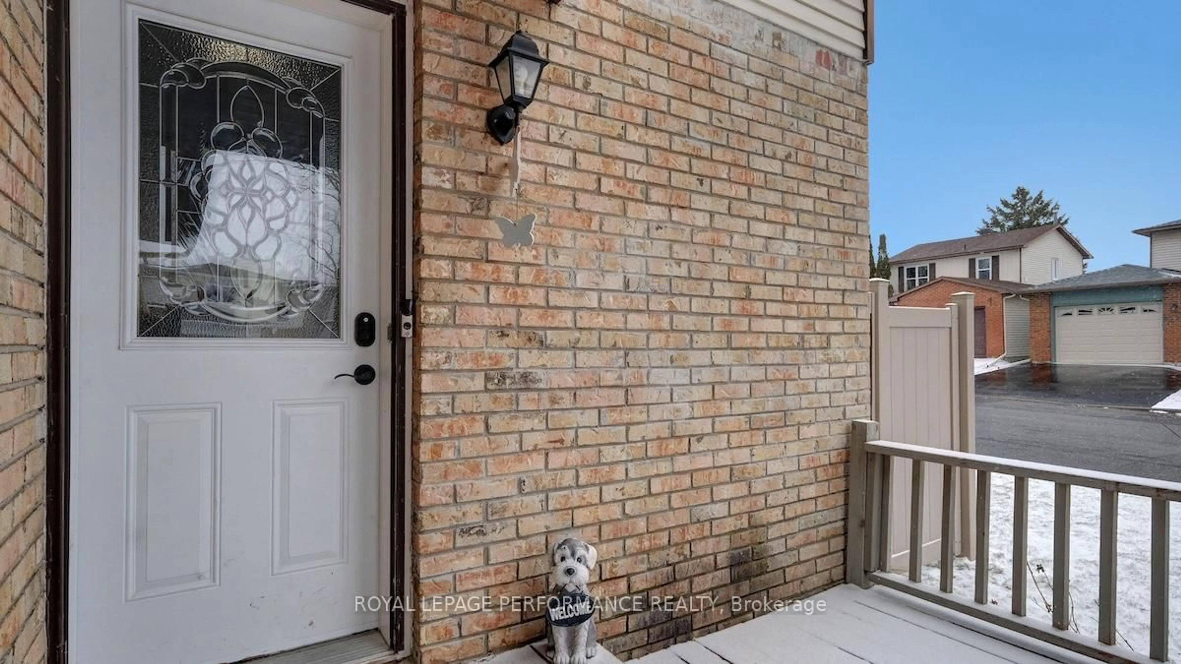 Unknown for 32 Brando Cres, Ottawa Ontario K1T 2E3