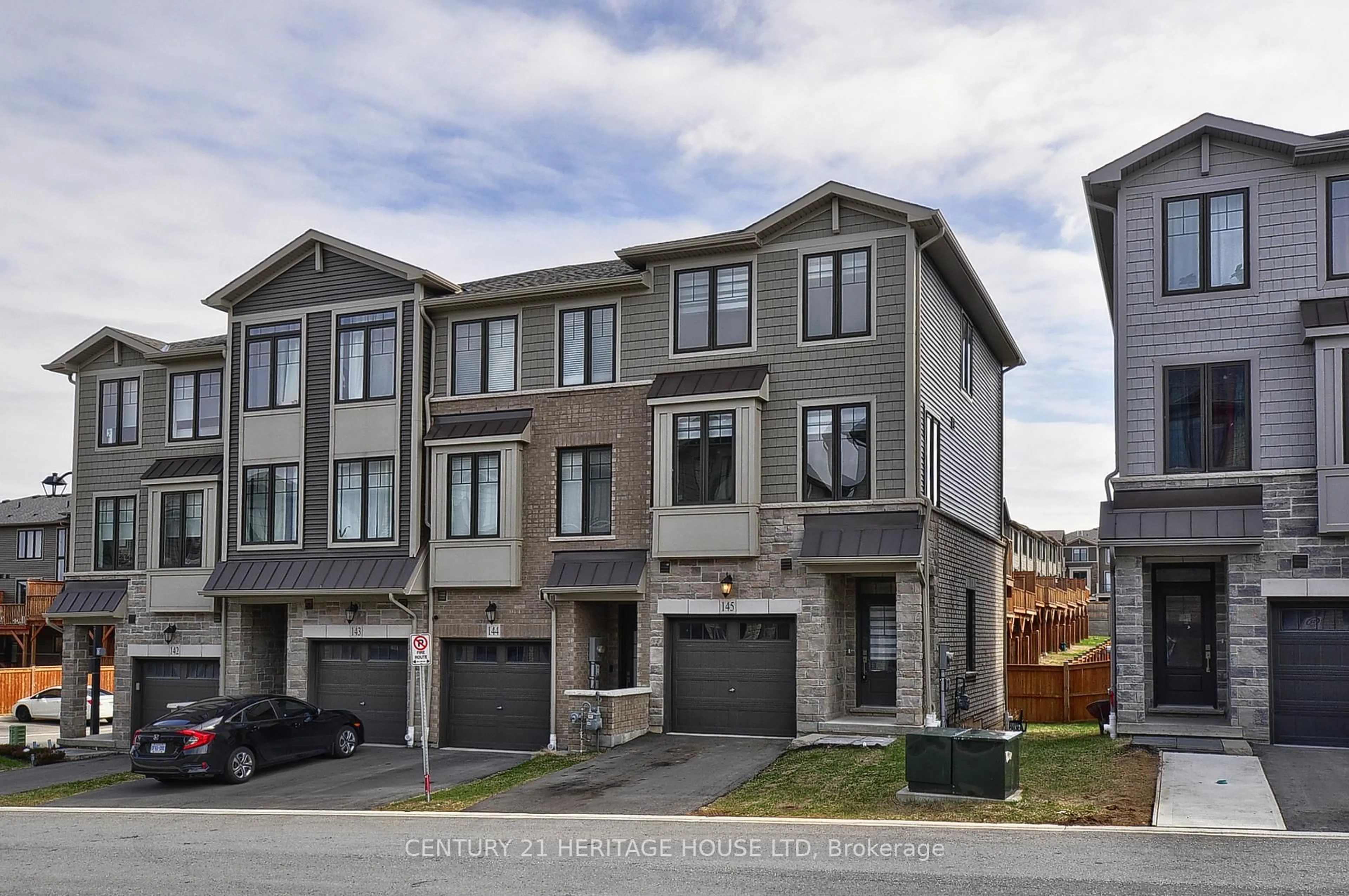 Unknown for 10 Birmingham Dr #145, Cambridge Ontario N1R 0C6