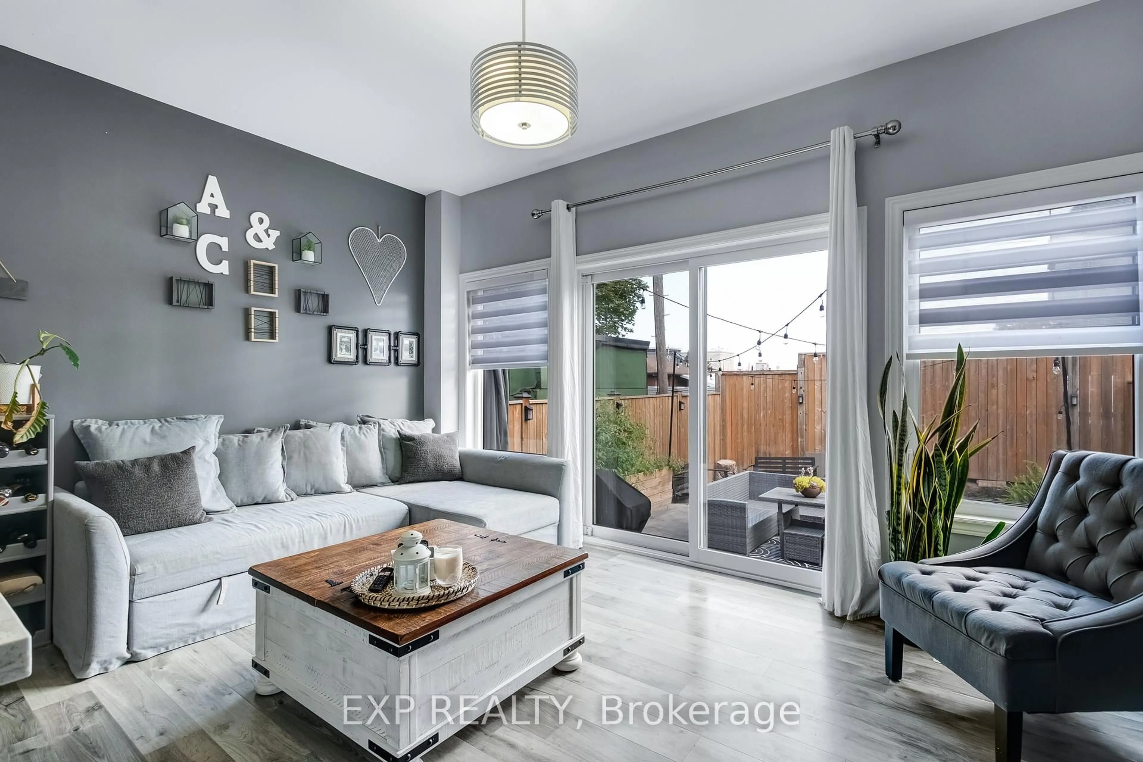 Unknown for 688 Dunn Ave, Hamilton Ontario L8H 6M6